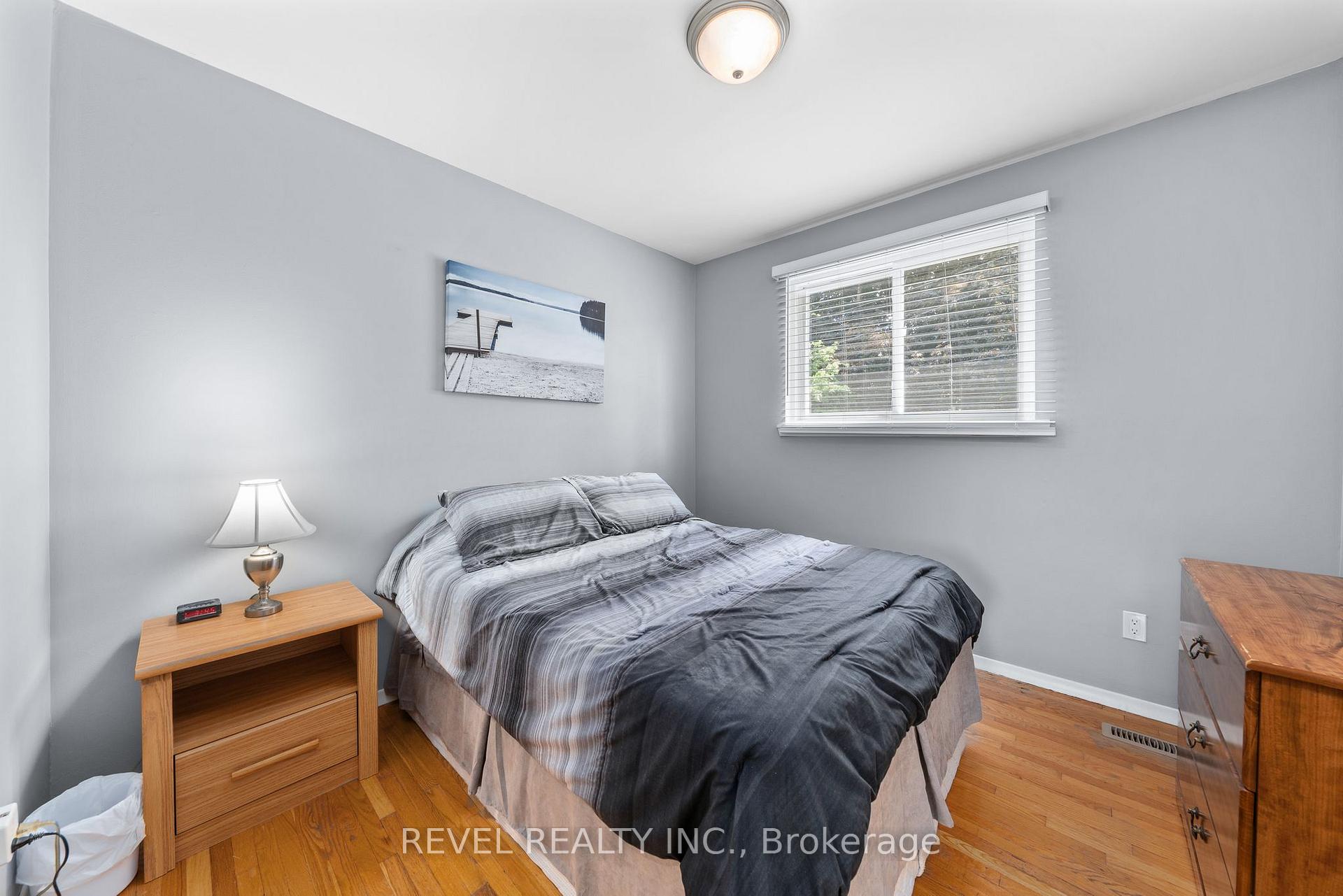Photo 33 of 21 Adeline Avenue, New Tecumseth, Tottenham — HOMEH