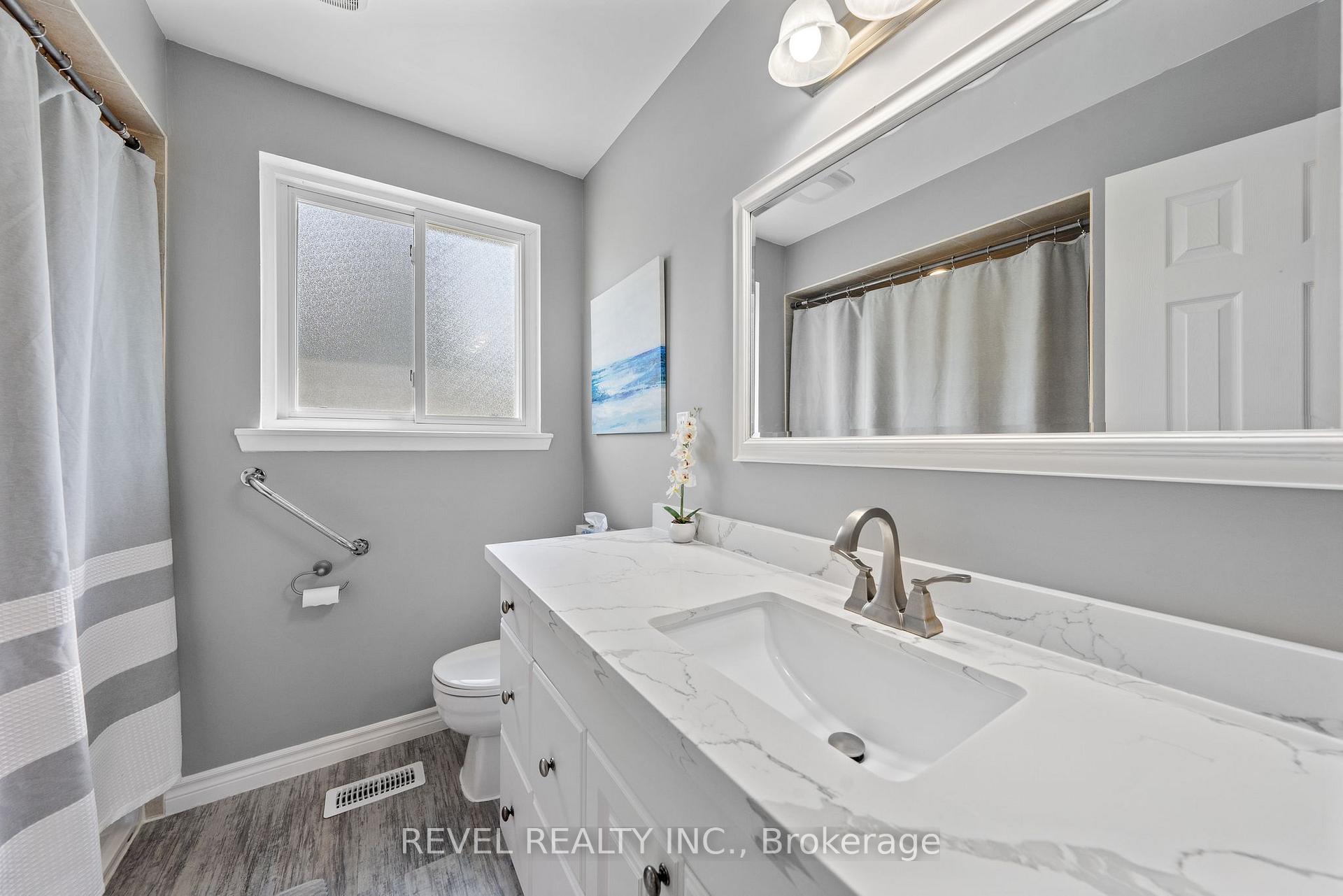 Photo 35 of 21 Adeline Avenue, New Tecumseth, Tottenham — HOMEH