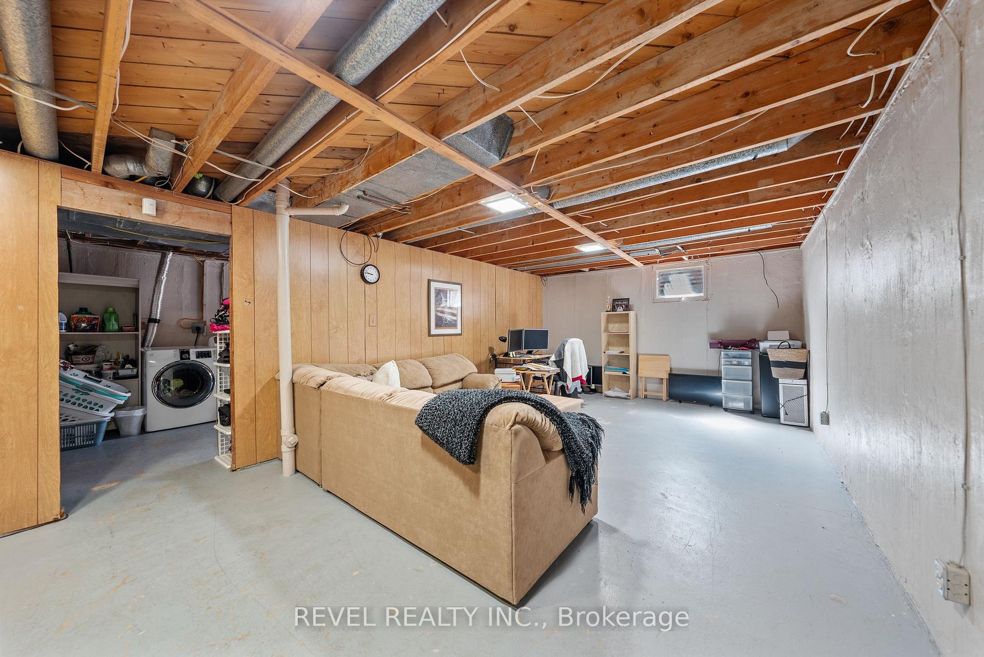 Photo 37 of 21 Adeline Avenue, New Tecumseth, Tottenham — HOMEH