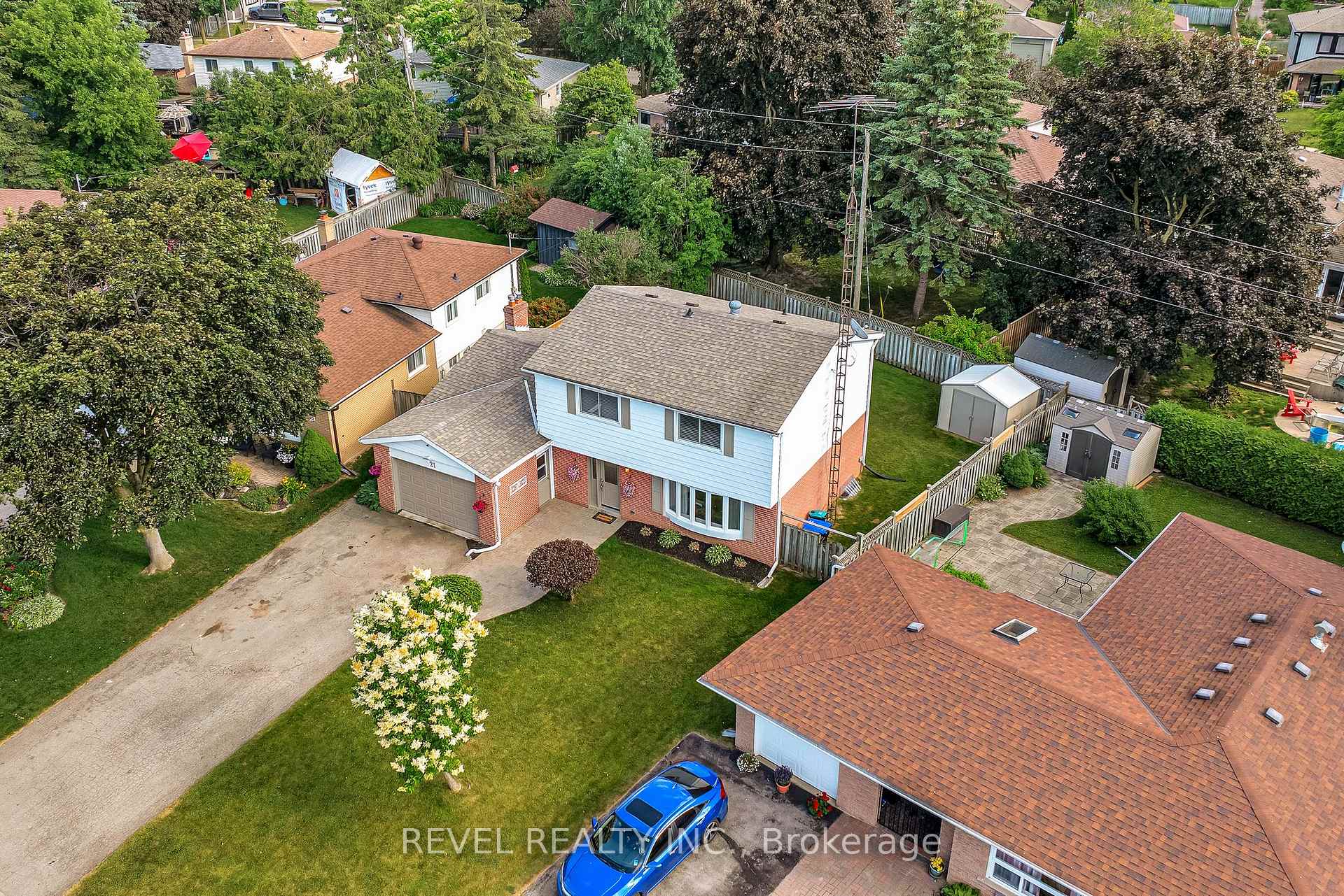 Photo 41 of 21 Adeline Avenue, New Tecumseth, Tottenham — HOMEH