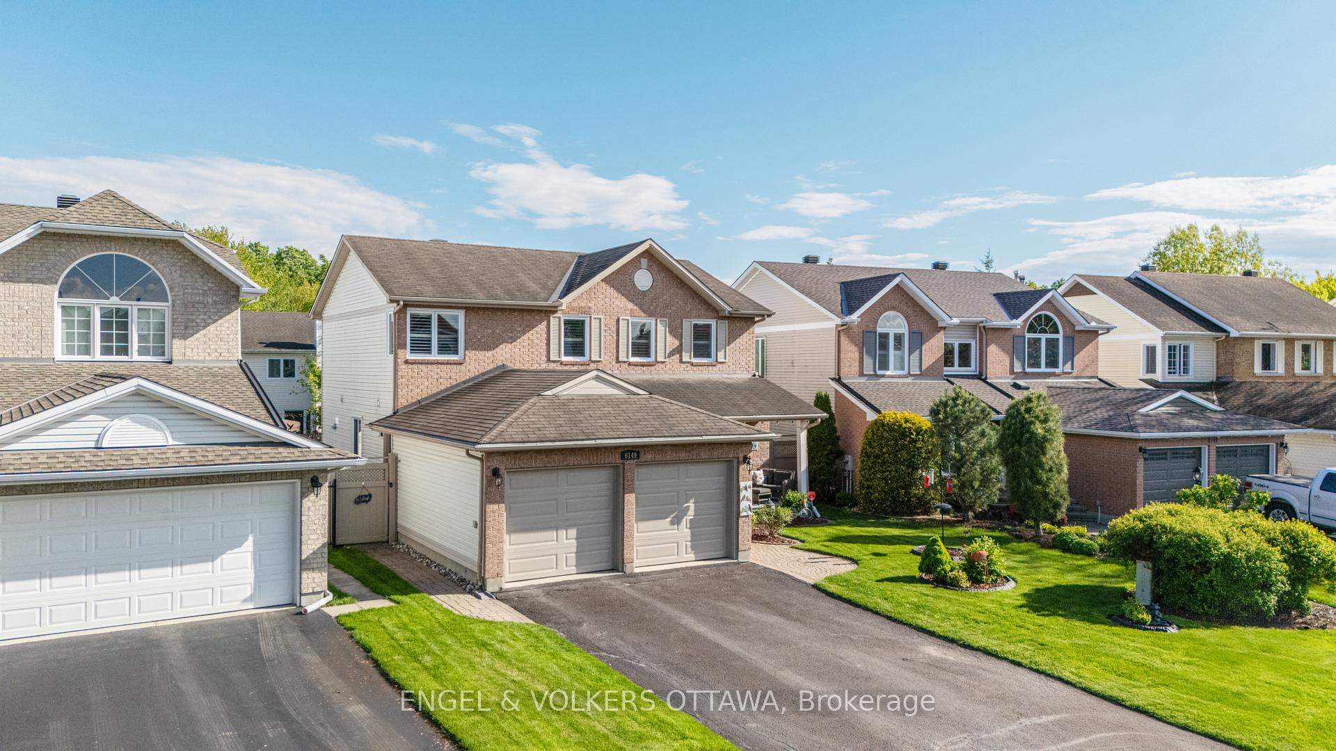 Photo 5 of 6149 Westwater Crescent, Ottawa, Chapel Hill South - Orleans Village — HOMEH