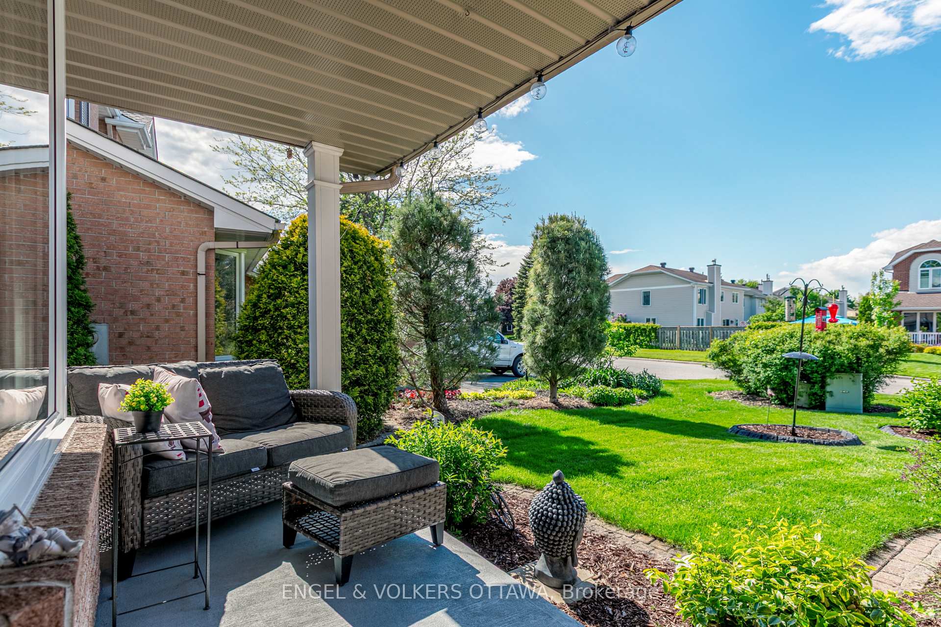 Photo 8 of 6149 Westwater Crescent, Ottawa, Chapel Hill South - Orleans Village — HOMEH