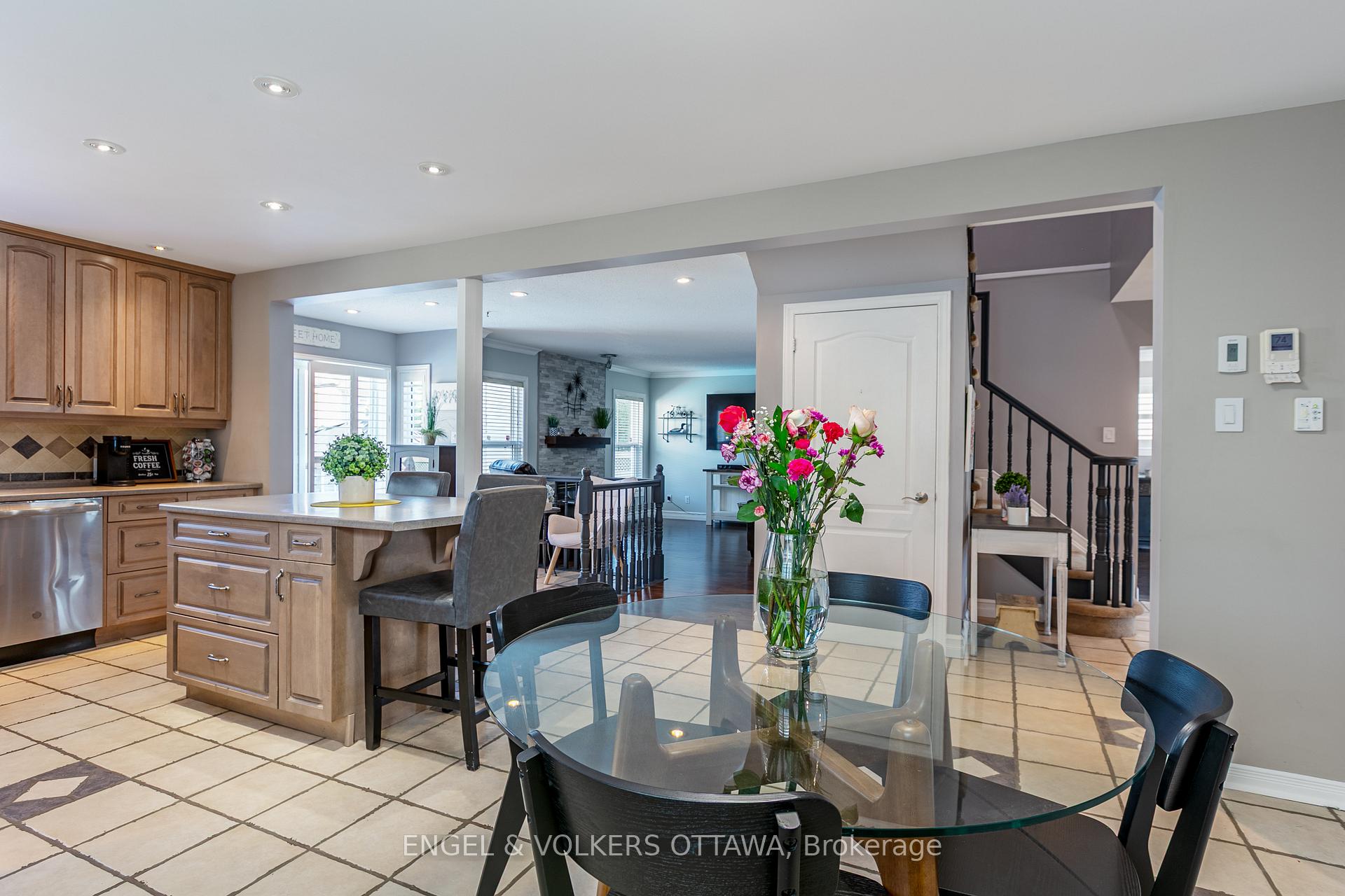 Photo 17 of 6149 Westwater Crescent, Ottawa, Chapel Hill South - Orleans Village — HOMEH