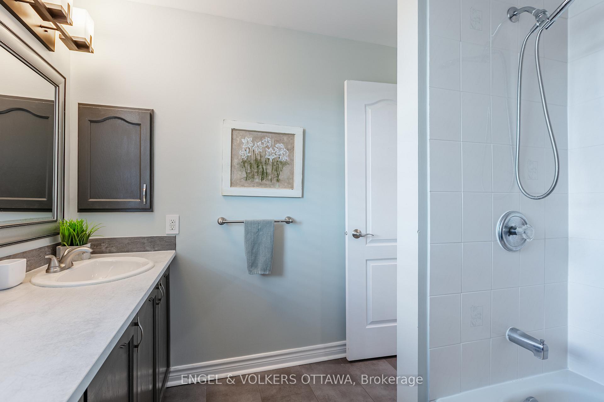Photo 35 of 6149 Westwater Crescent, Ottawa, Chapel Hill South - Orleans Village — HOMEH