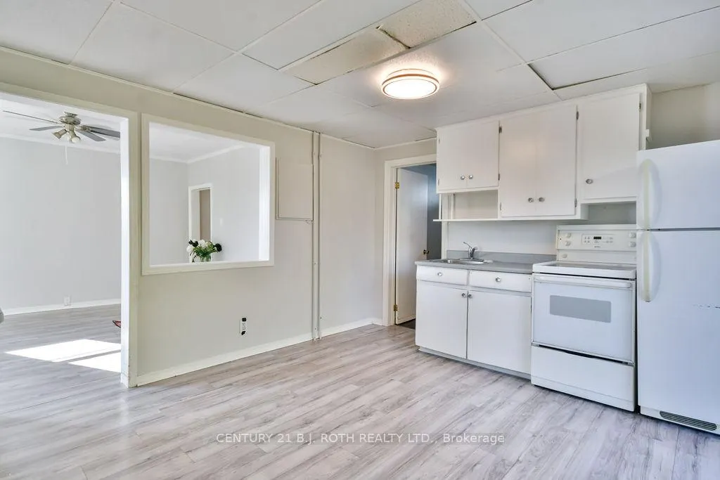Photo 10 of 200 Edward Street, Orillia — HOMEH
