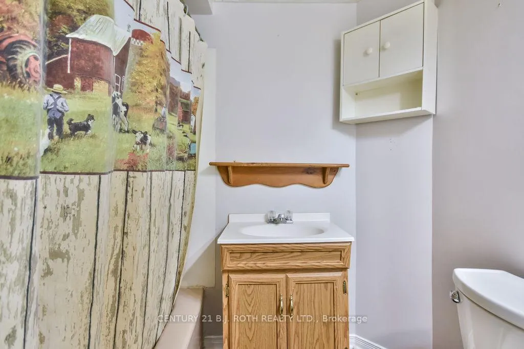 Photo 14 of 200 Edward Street, Orillia — HOMEH