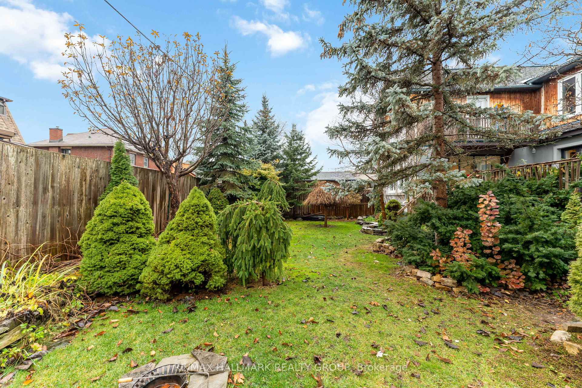 Photo 39 of 28 Queen Mary Street, Ottawa, Overbrook — HOMEH