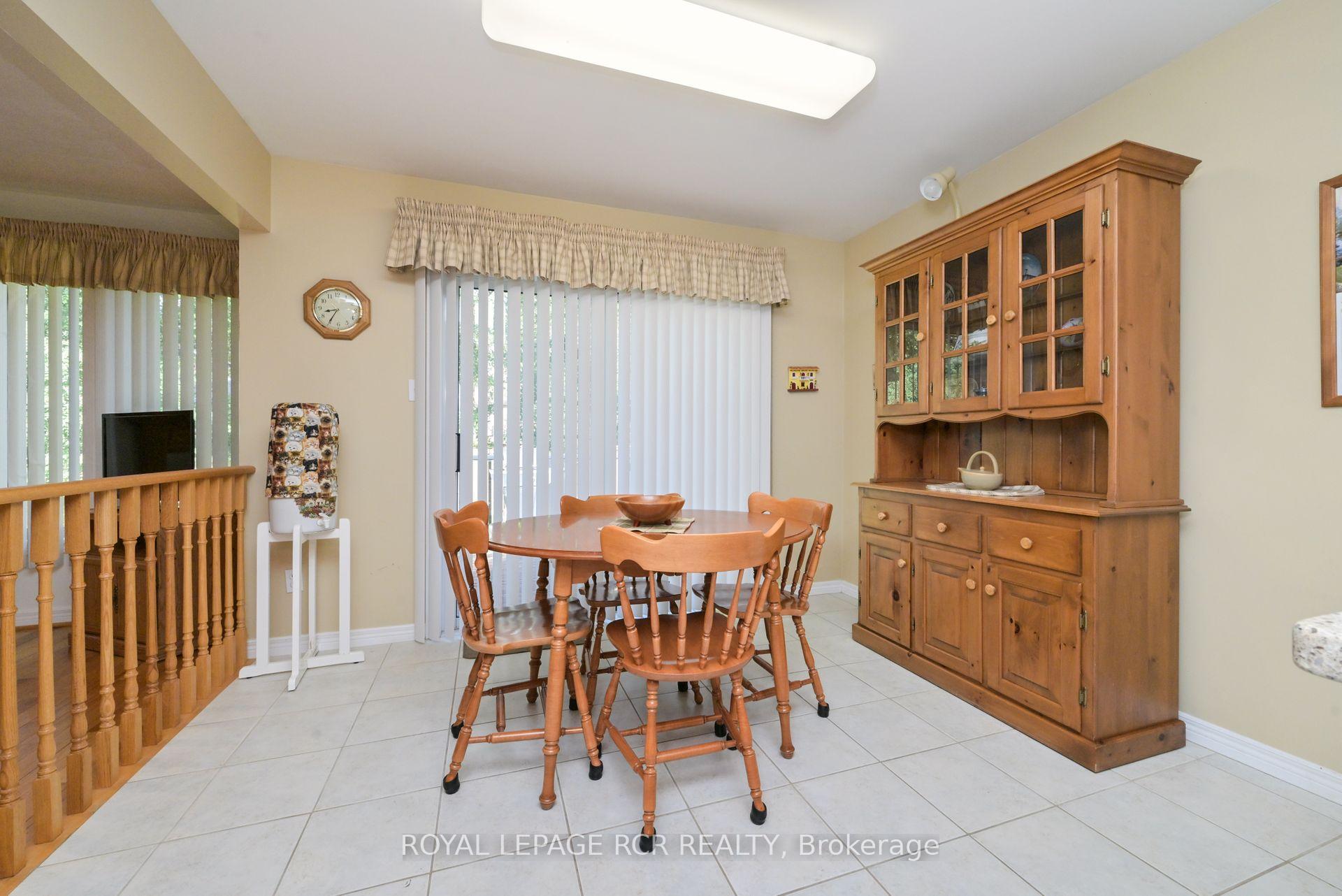 Photo 9 of 159 Bowerman Boulevard, New Tecumseth, Alliston — HOMEH