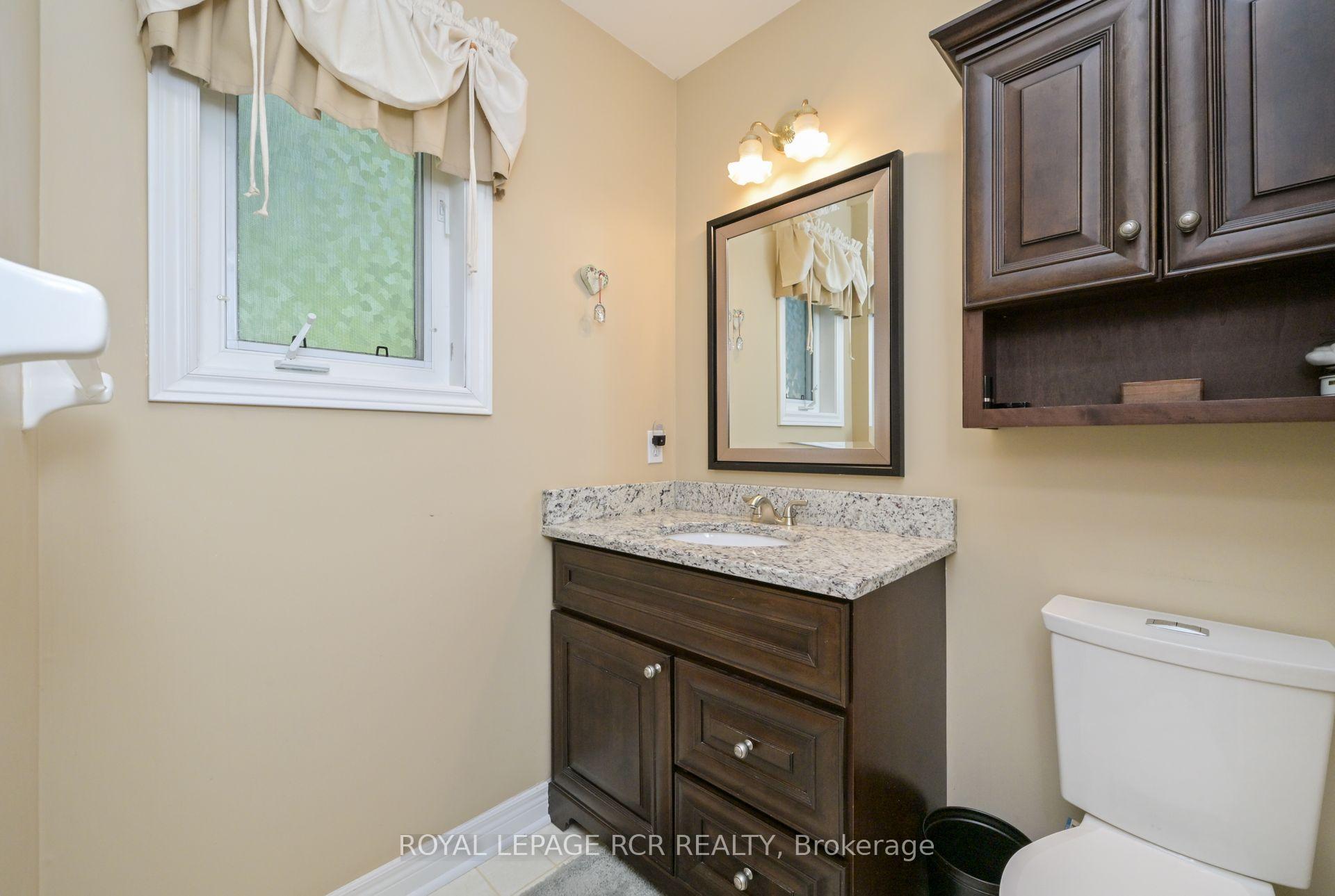 Photo 19 of 159 Bowerman Boulevard, New Tecumseth, Alliston — HOMEH