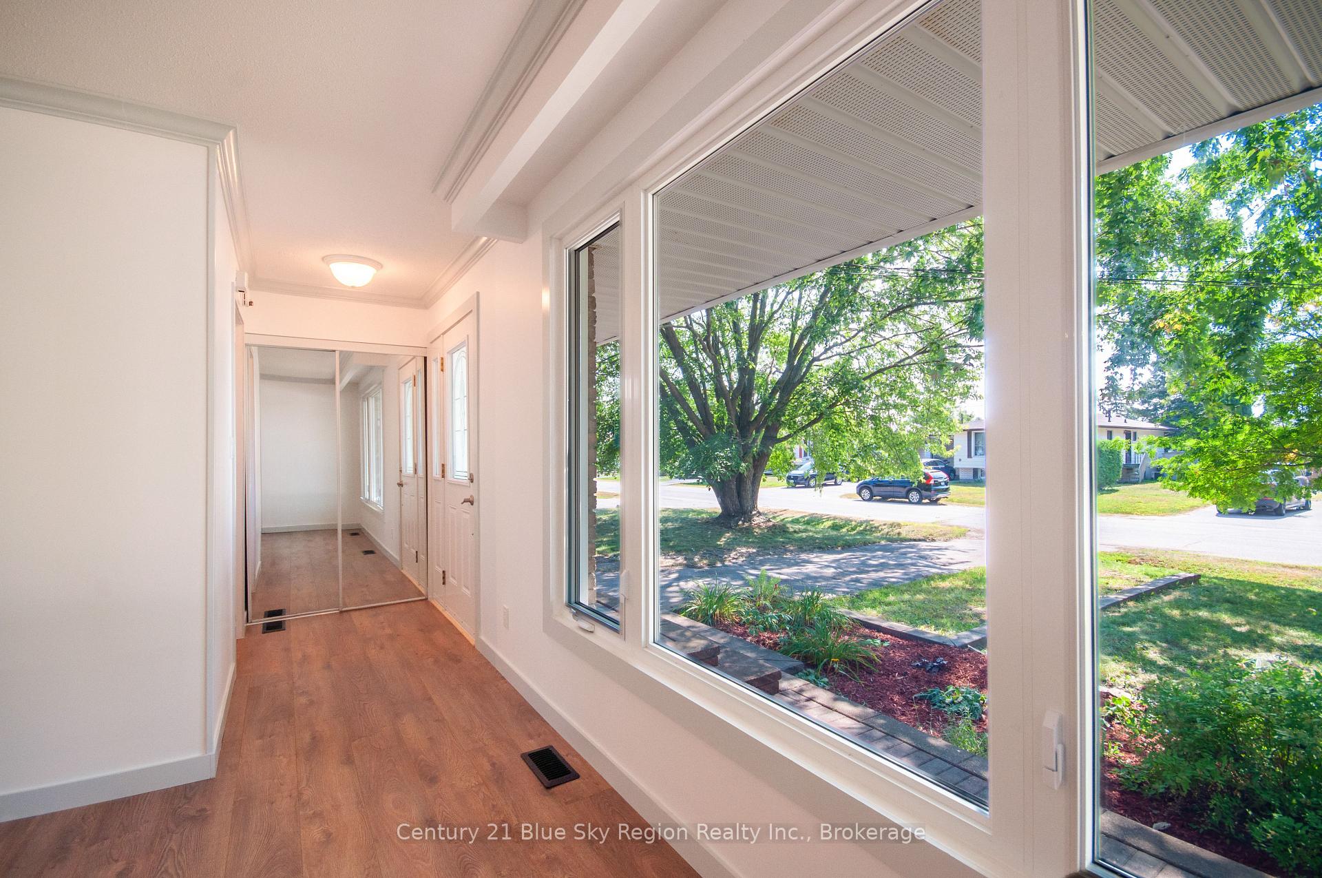 Photo 3 of 6 Portage Avenue, North Bay, Ferris — HOMEH