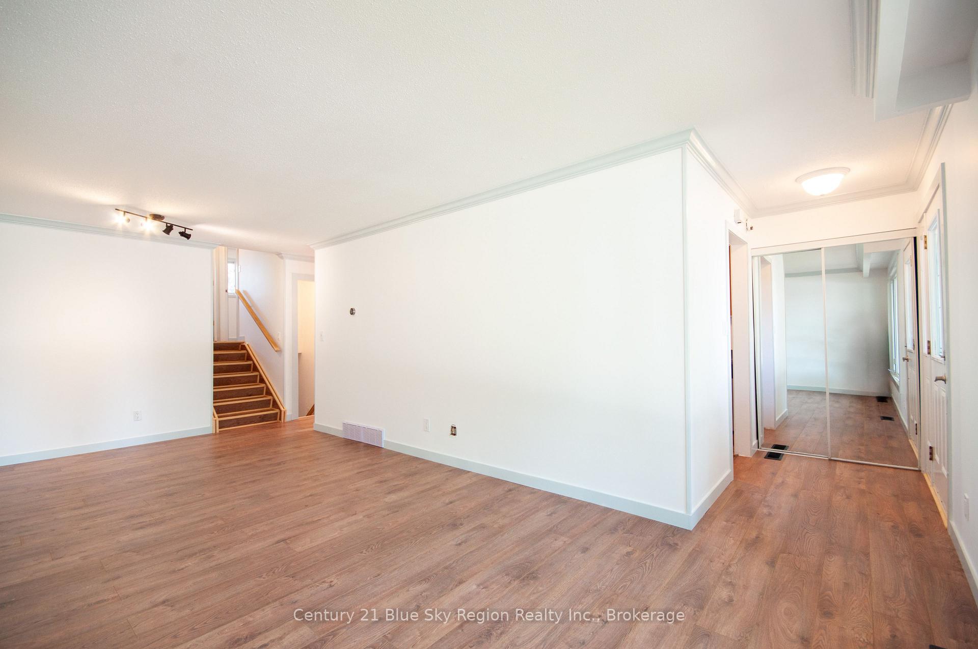 Photo 6 of 6 Portage Avenue, North Bay, Ferris — HOMEH