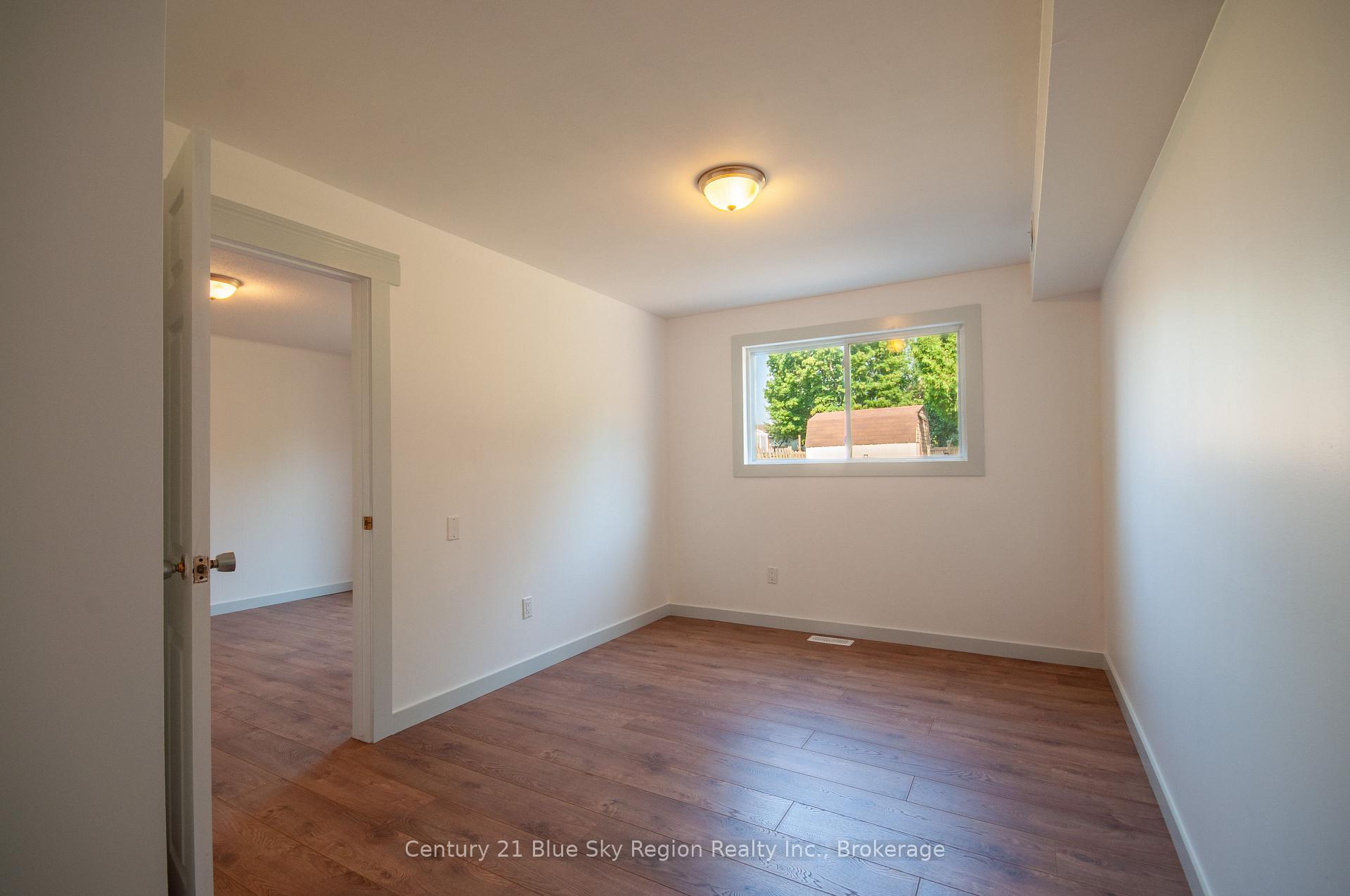 Photo 24 of 6 Portage Avenue, North Bay, Ferris — HOMEH