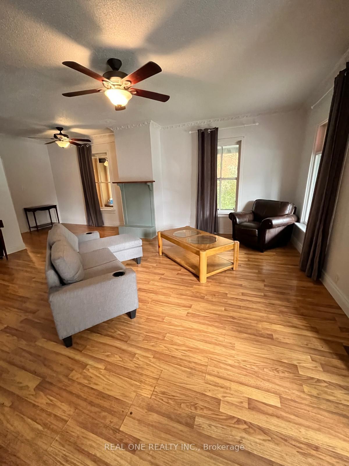 Photo 4 of Unit 1, 216 John Street, Orillia — HOMEH