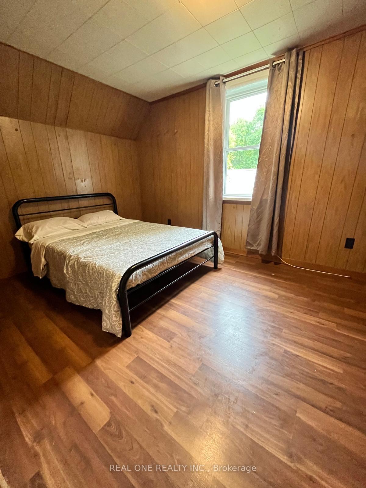 Photo 12 of Unit 1, 216 John Street, Orillia — HOMEH