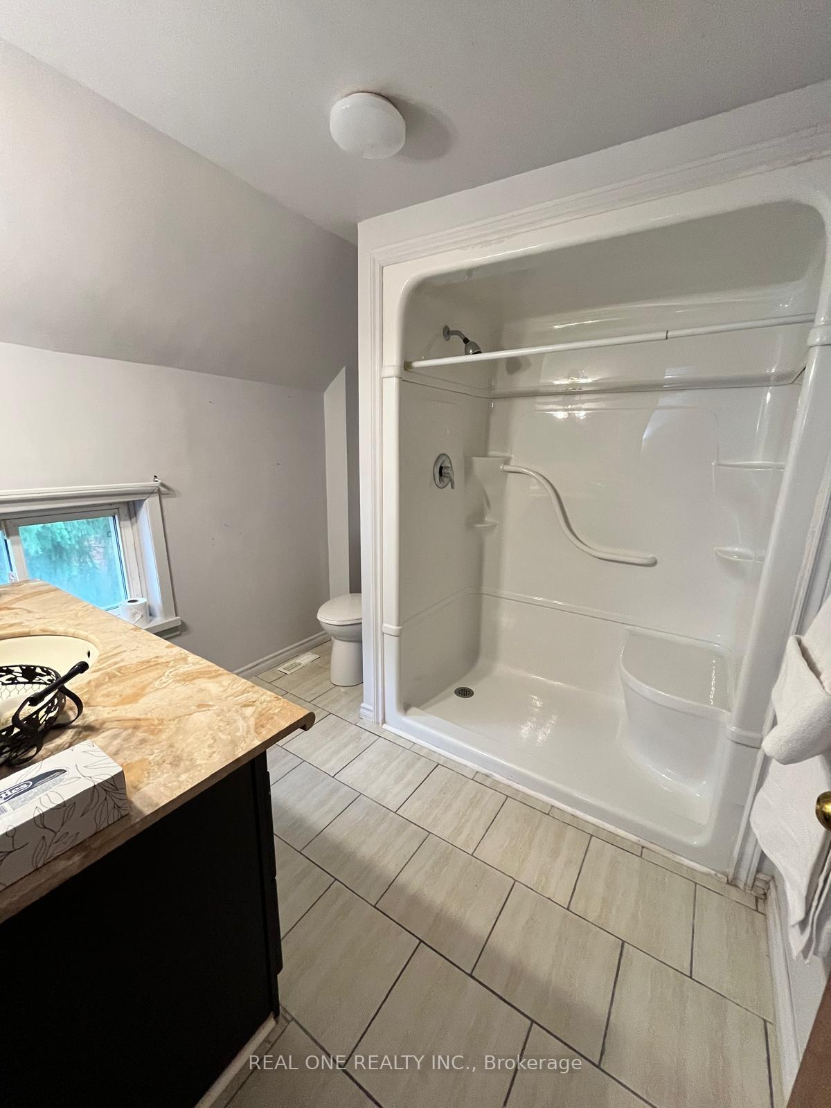 Photo 15 of Unit 1, 216 John Street, Orillia — HOMEH