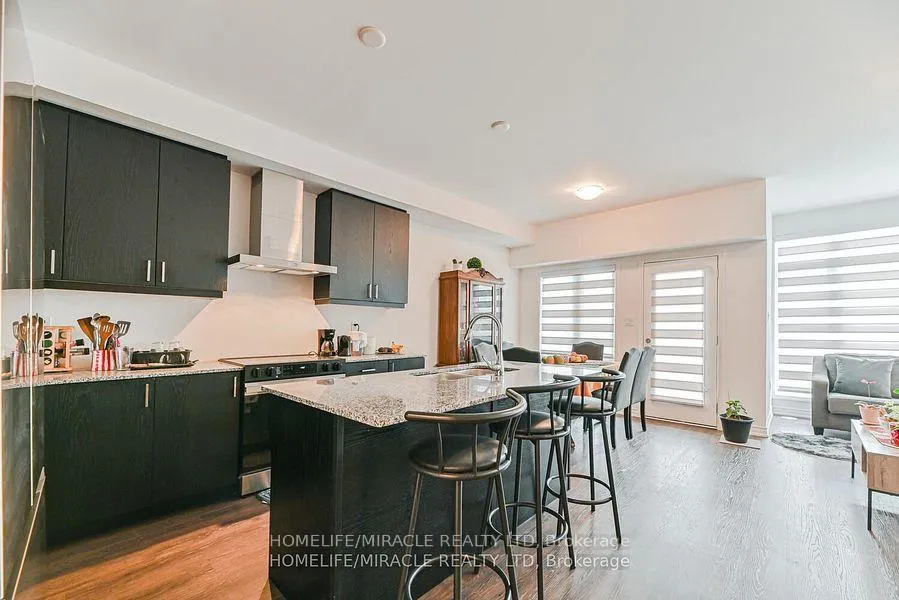 Photo 16 of 138 Elgin Street, Orillia — HOMEH