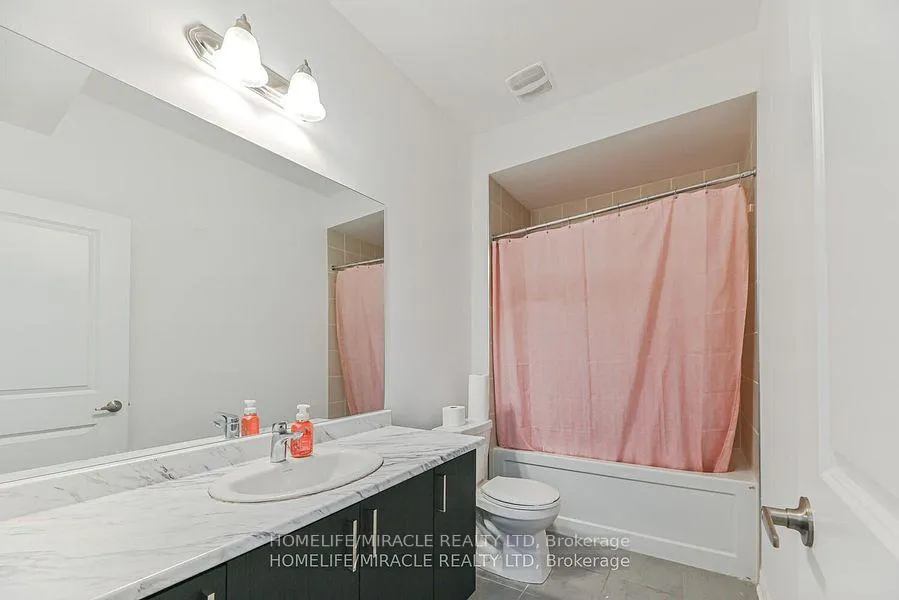 Photo 37 of 138 Elgin Street, Orillia — HOMEH