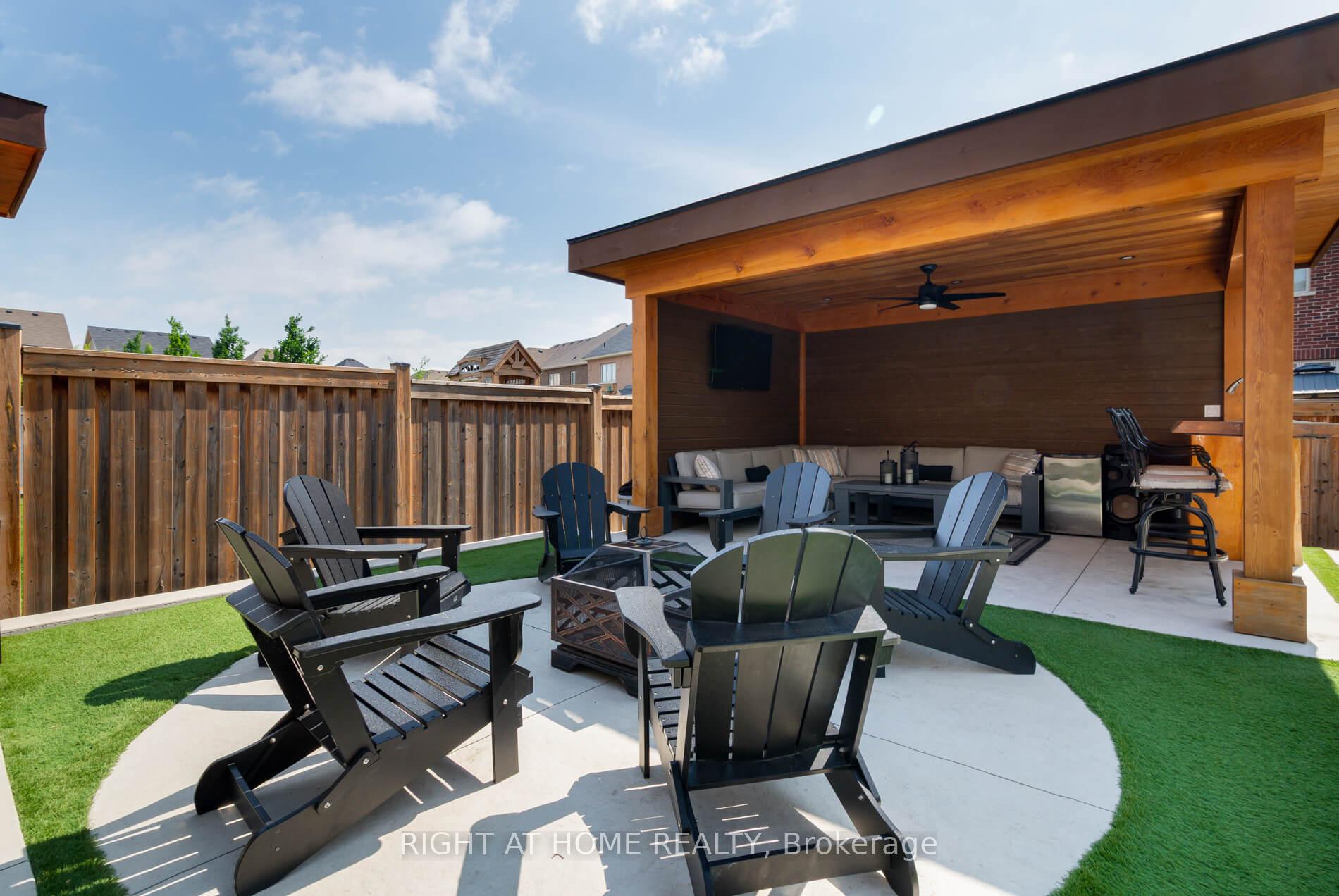 Photo 43 of 37 Jenkins Avenue, New Tecumseth, Tottenham — HOMEH