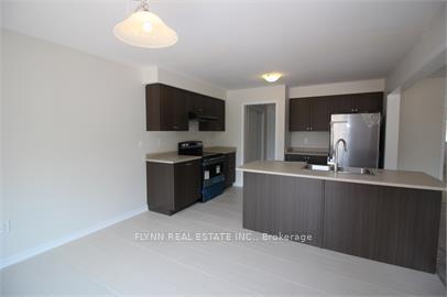Photo 5 of 8058 Hackberry Trail, Niagara Falls, Brown — HOMEH