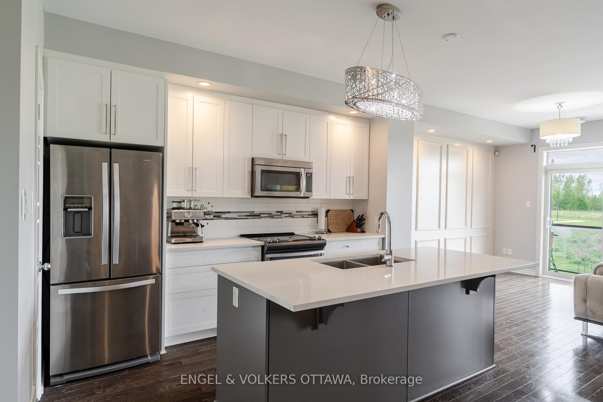 Photo 16 of 501 Chaperal Private, Ottawa, Avalon West — HOMEH