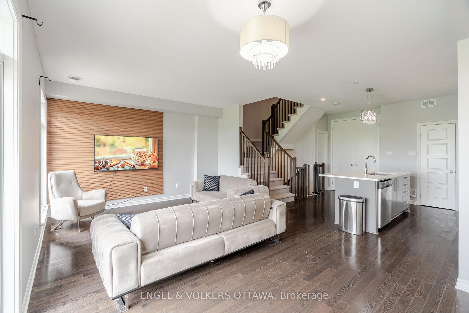 Photo 23 of 501 Chaperal Private, Ottawa, Avalon West — HOMEH
