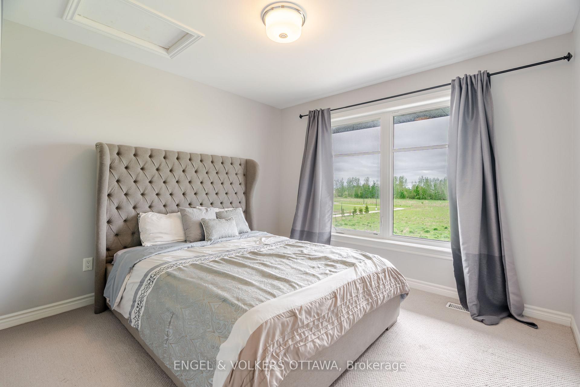 Photo 35 of 501 Chaperal Private, Ottawa, Avalon West — HOMEH