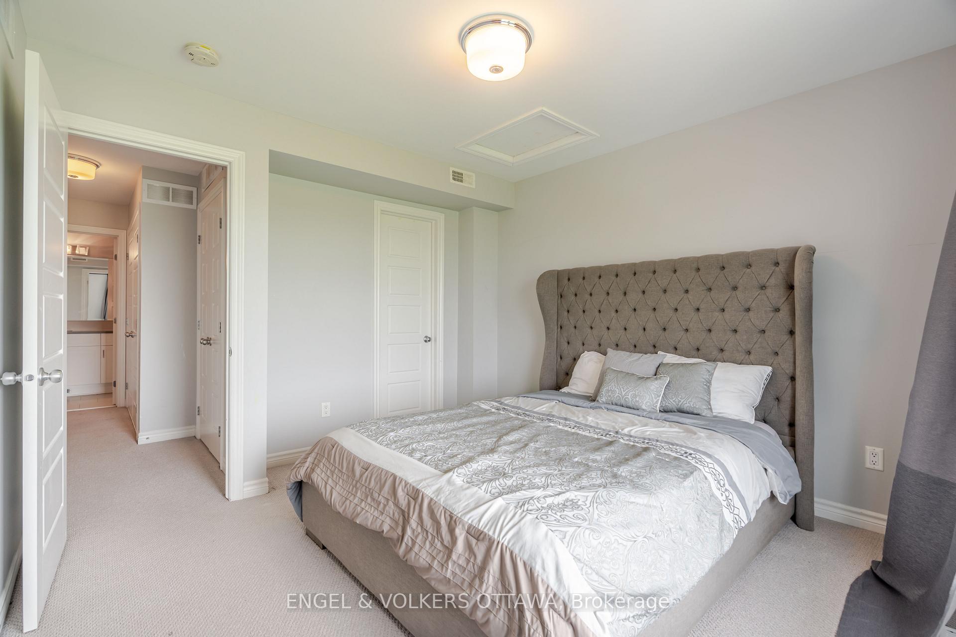 Photo 37 of 501 Chaperal Private, Ottawa, Avalon West — HOMEH