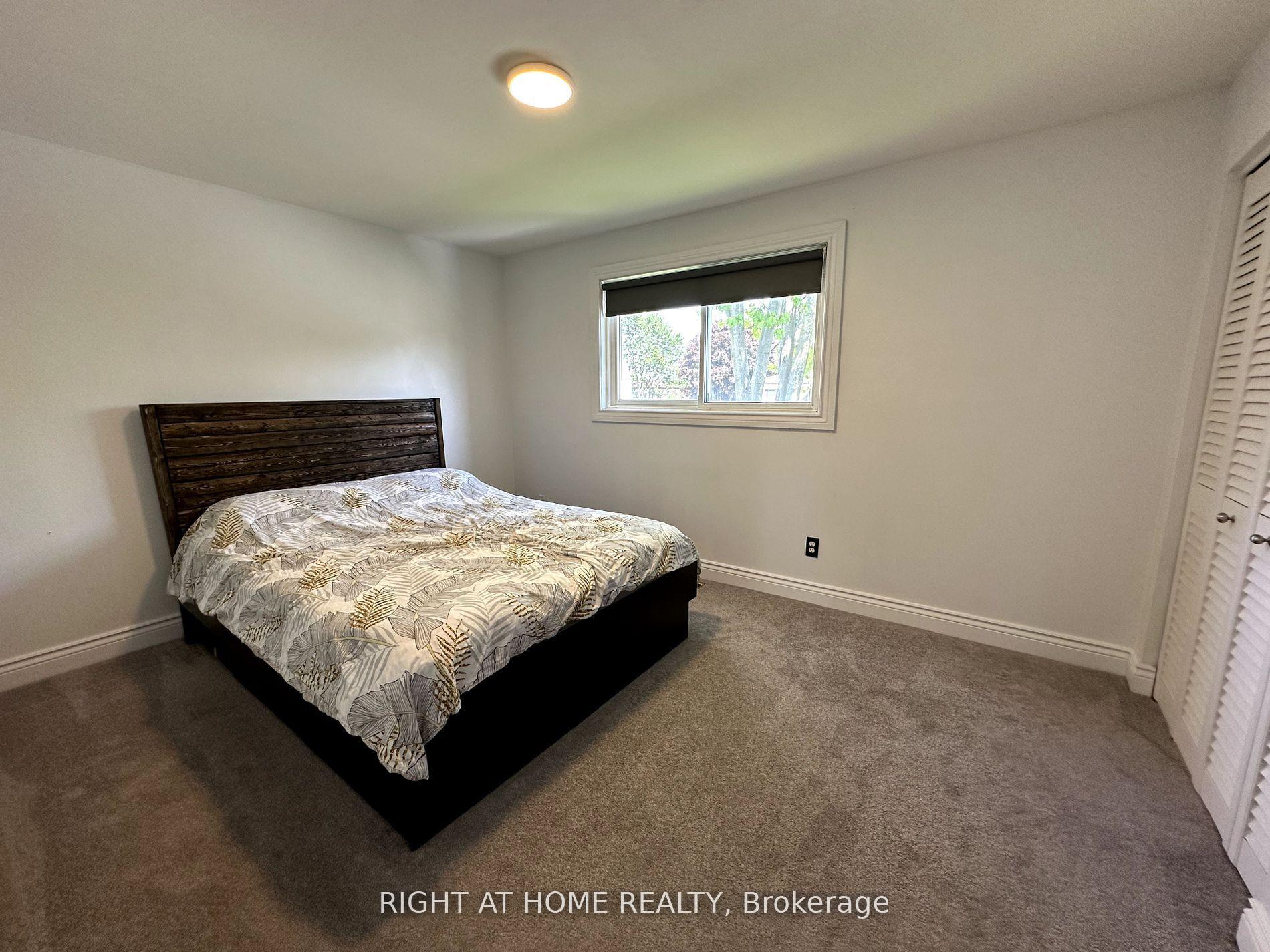 Photo 7 of 166 Barkley Crescent, Oshawa, Vanier — HOMEH