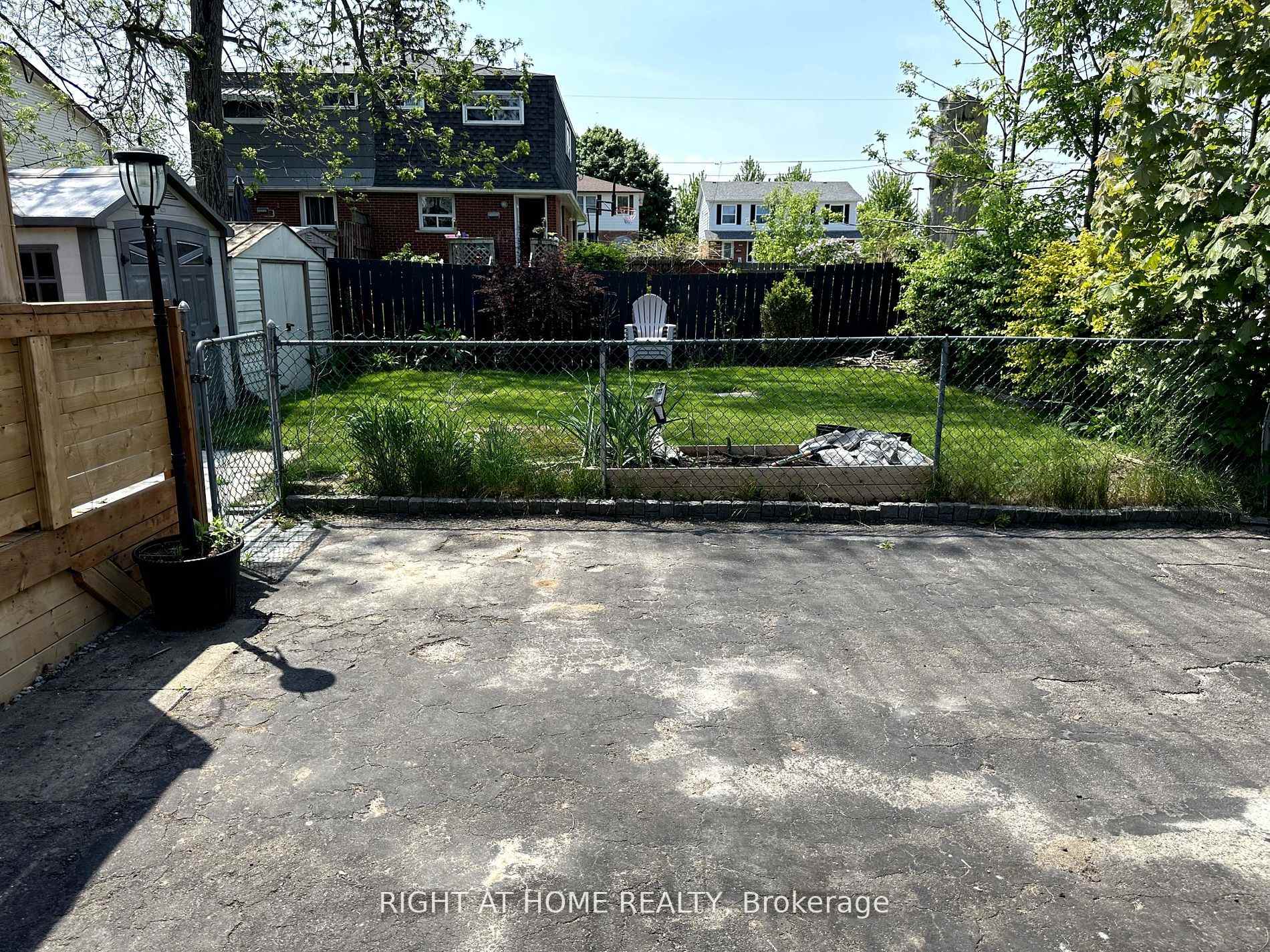 Photo 21 of 166 Barkley Crescent, Oshawa, Vanier — HOMEH