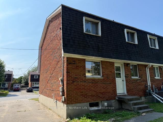 Photo 16 of 642 Dane Avenue, North Bay, Widdifield — HOMEH