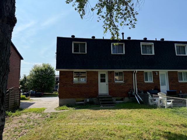 Photo 17 of 642 Dane Avenue, North Bay, Widdifield — HOMEH