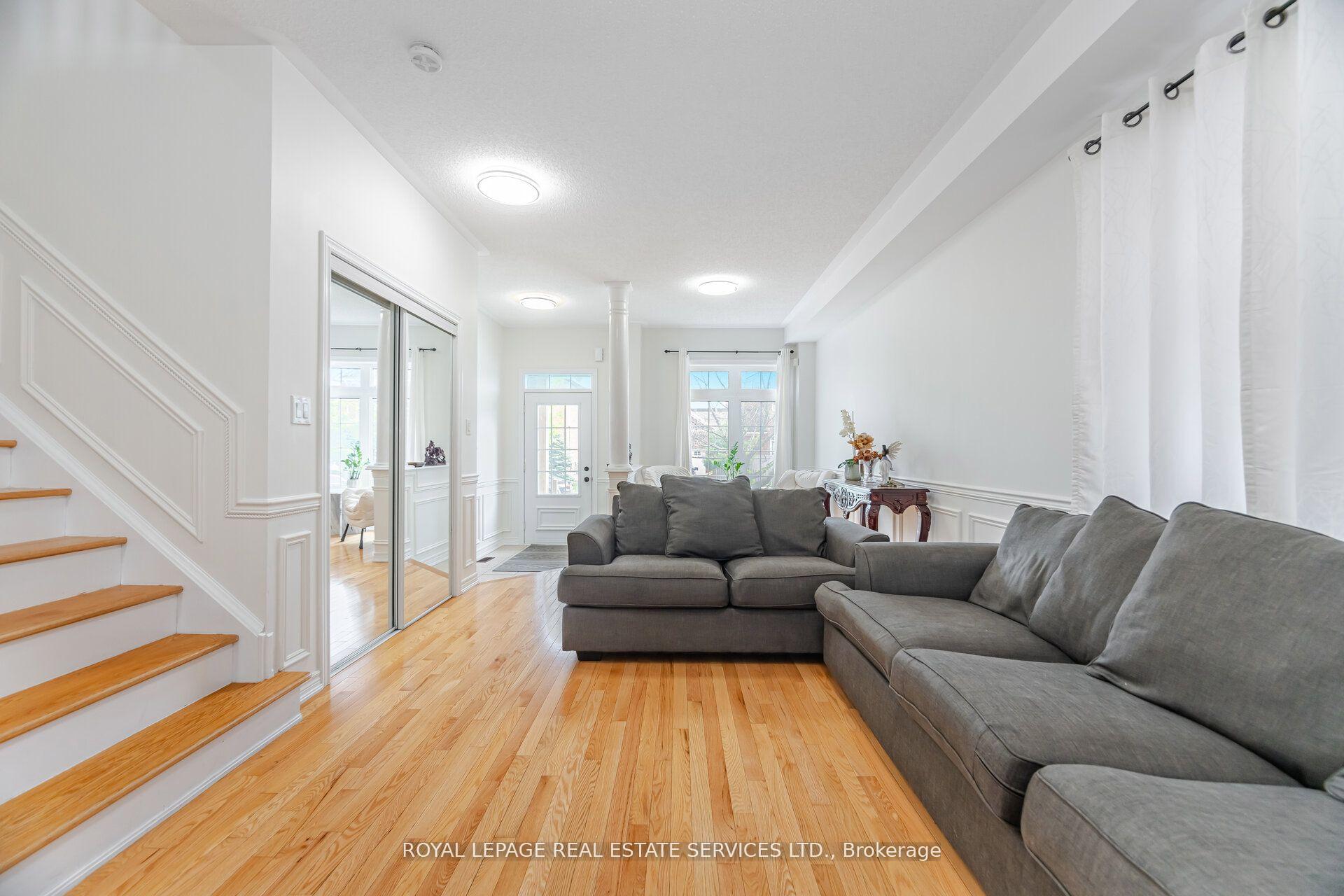 Photo 9 of 137 Holmes Crescent, Milton, Scott — HOMEH