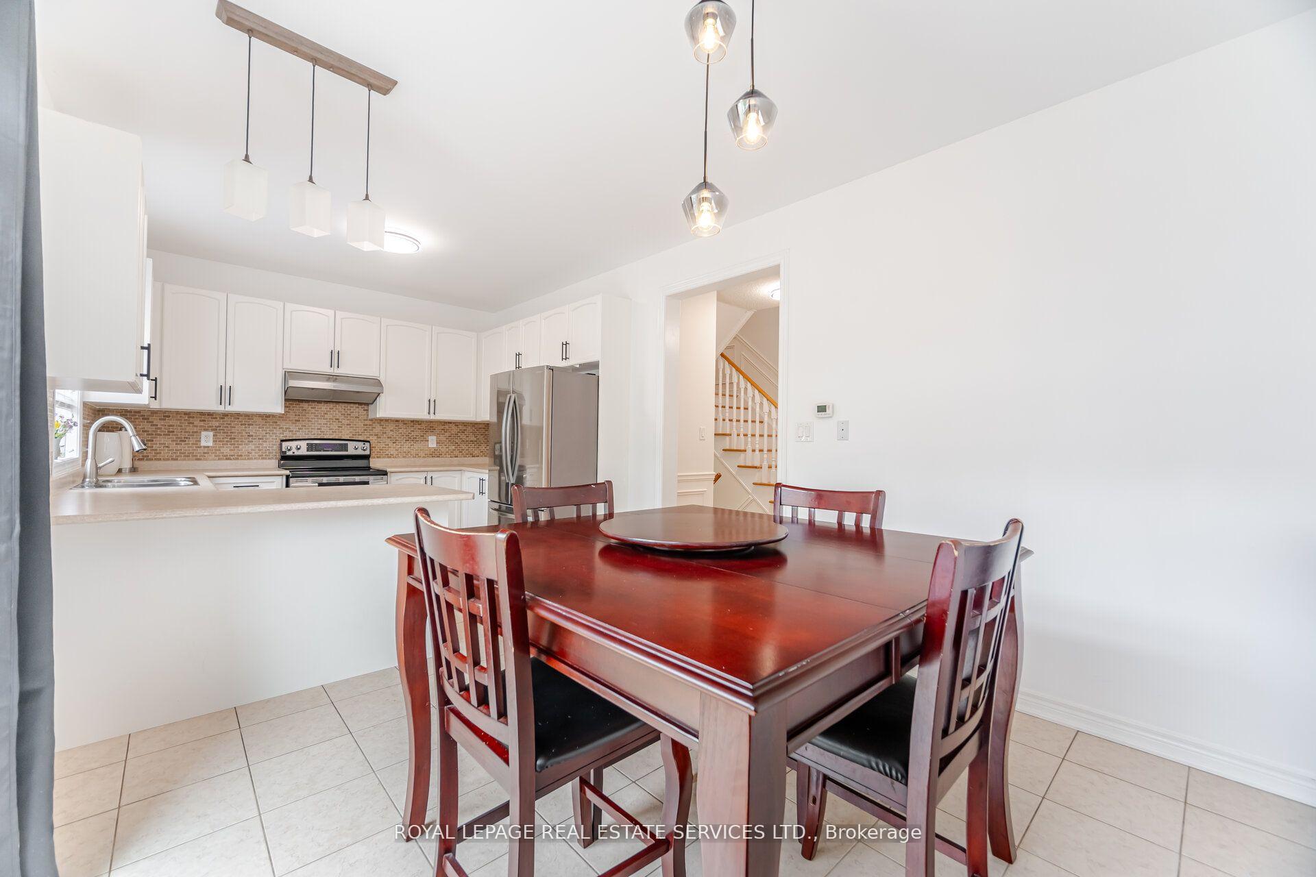 Photo 37 of 137 Holmes Crescent, Milton, Scott — HOMEH