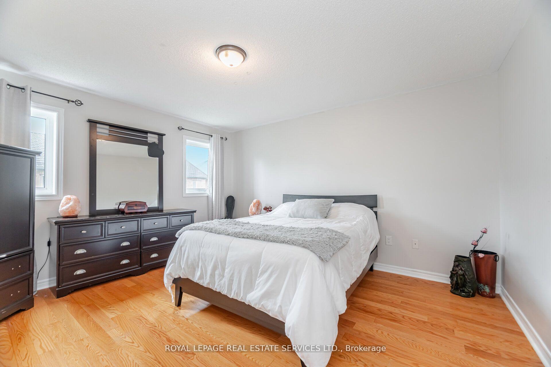Photo 38 of 137 Holmes Crescent, Milton, Scott — HOMEH