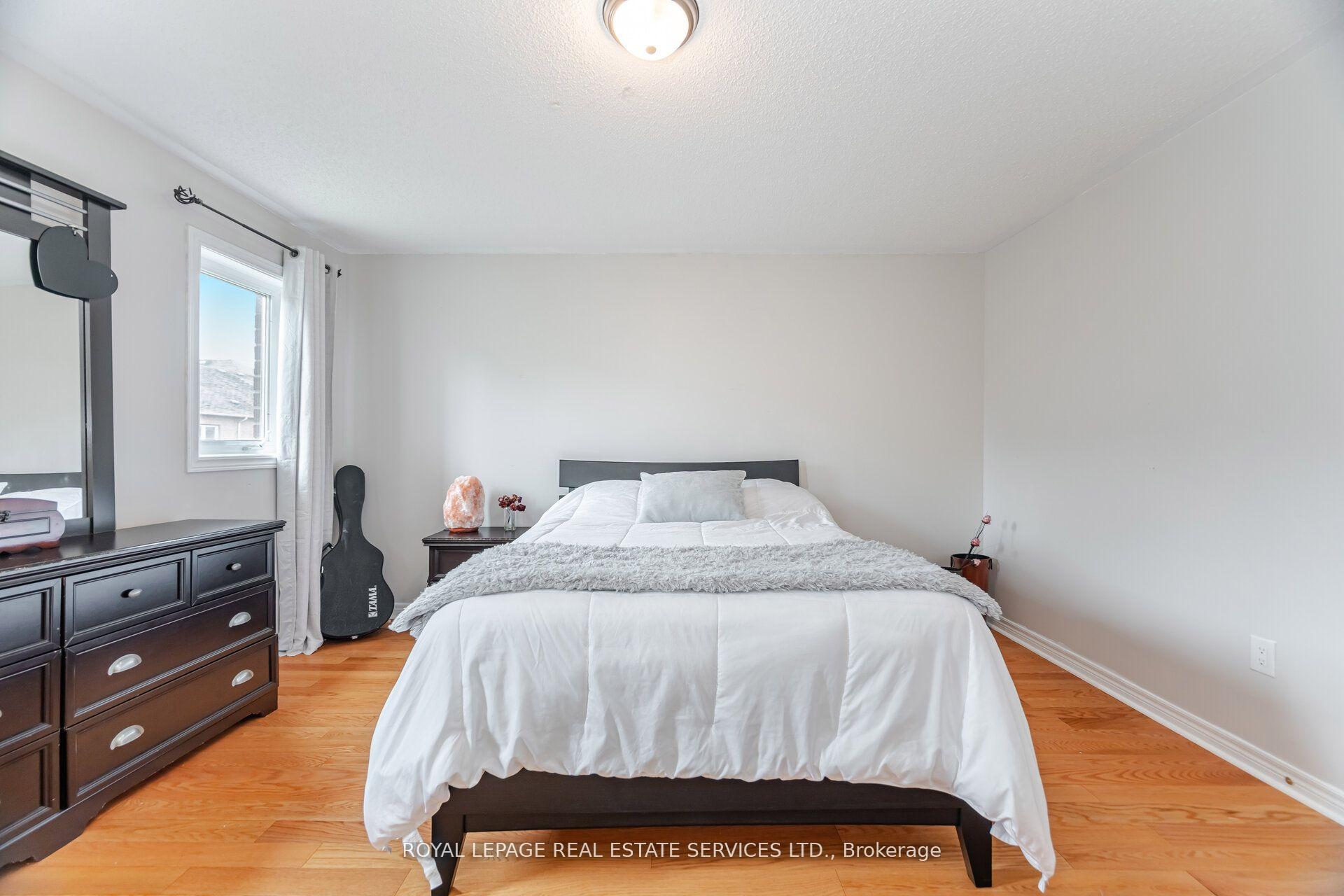 Photo 16 of 137 Holmes Crescent, Milton, Scott — HOMEH