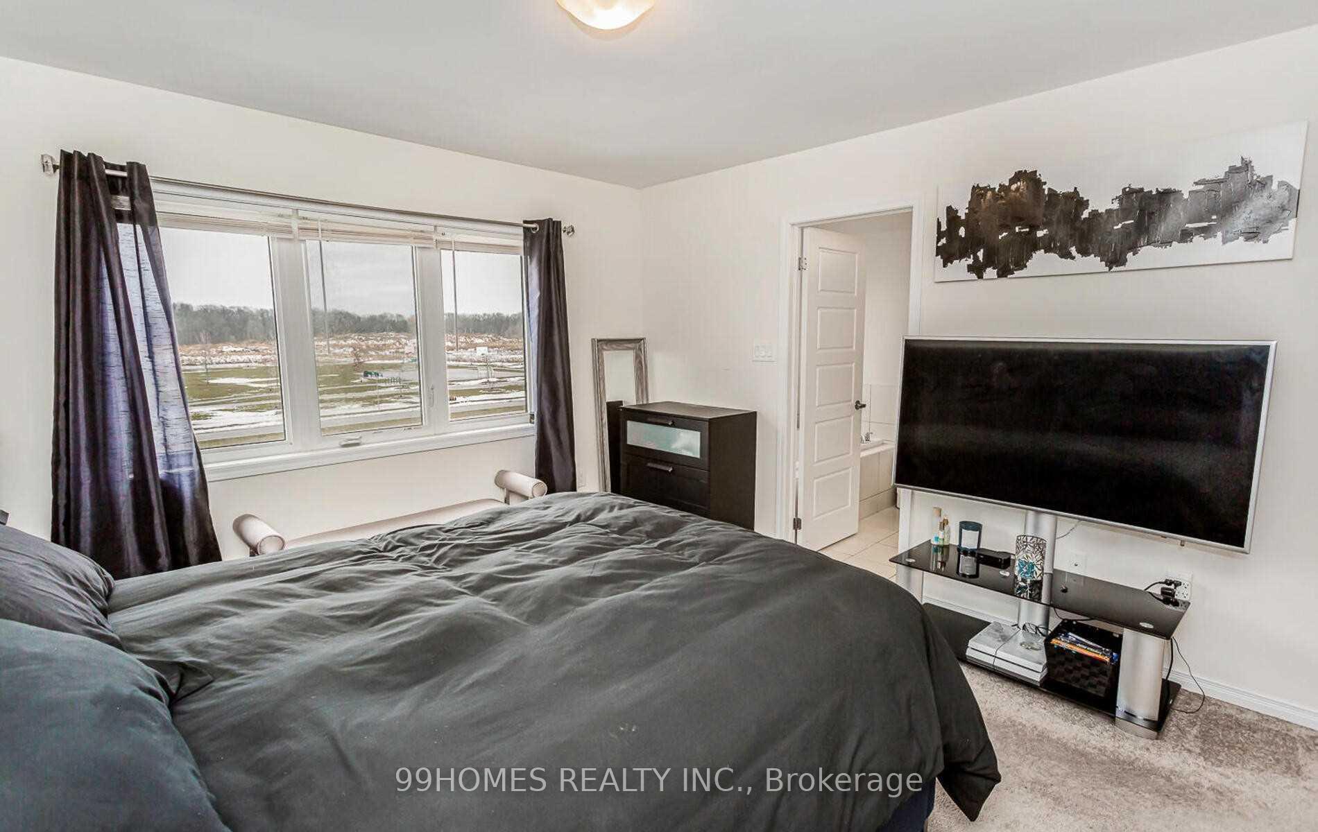 Photo 21 of 7845 Dockweed Drive, Niagara Falls, Brown — HOMEH