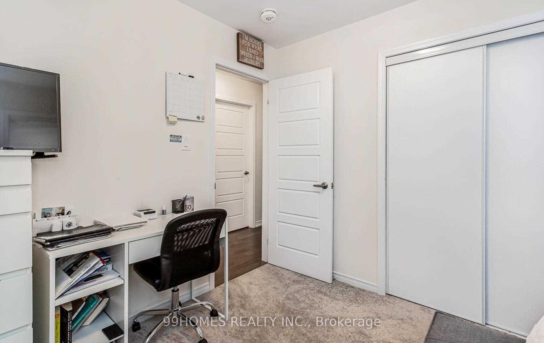 Photo 31 of 7845 Dockweed Drive, Niagara Falls, Brown — HOMEH