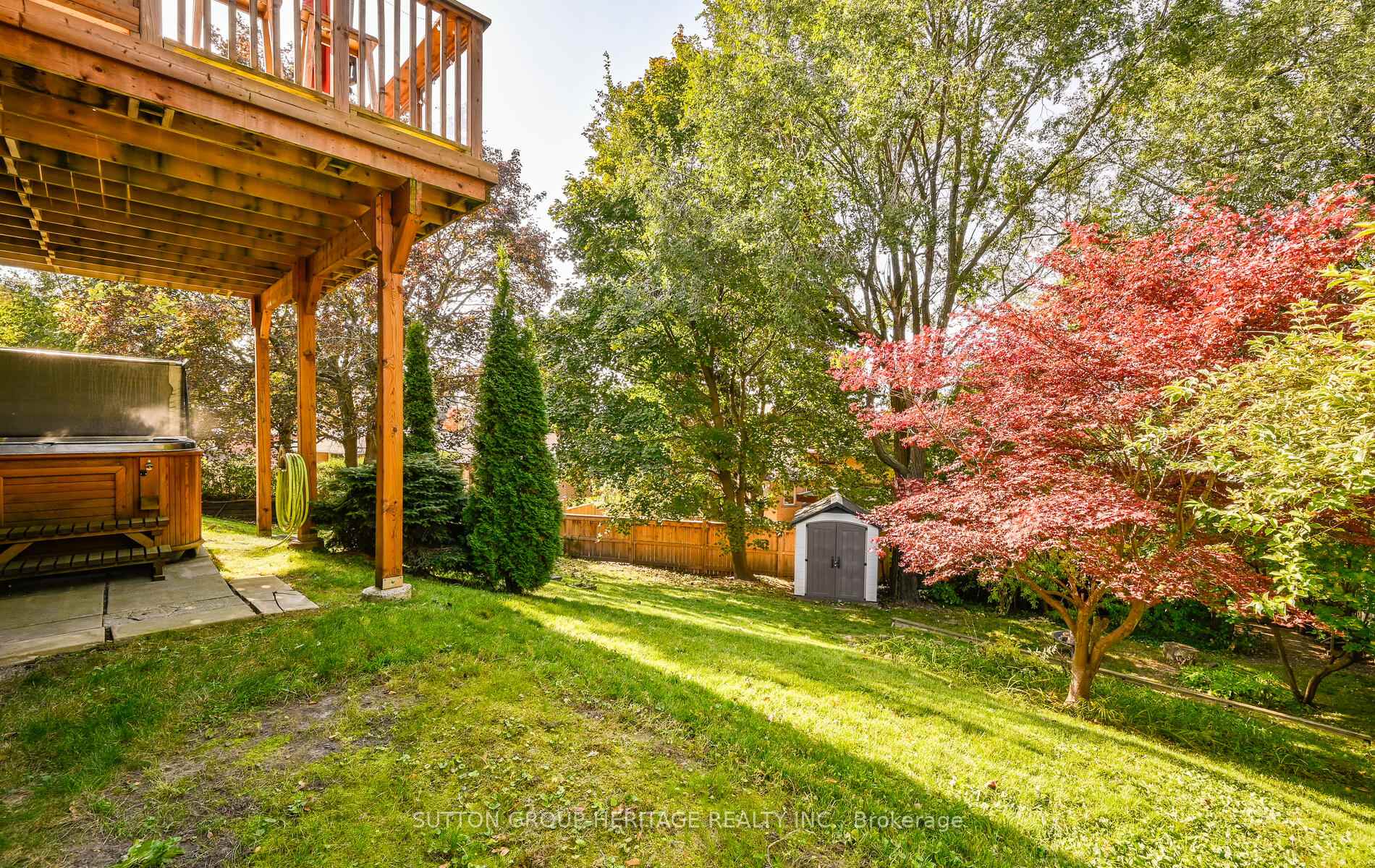 Photo 5 of 452 Elizabeth Street, Oshawa, McLaughlin — HOMEH