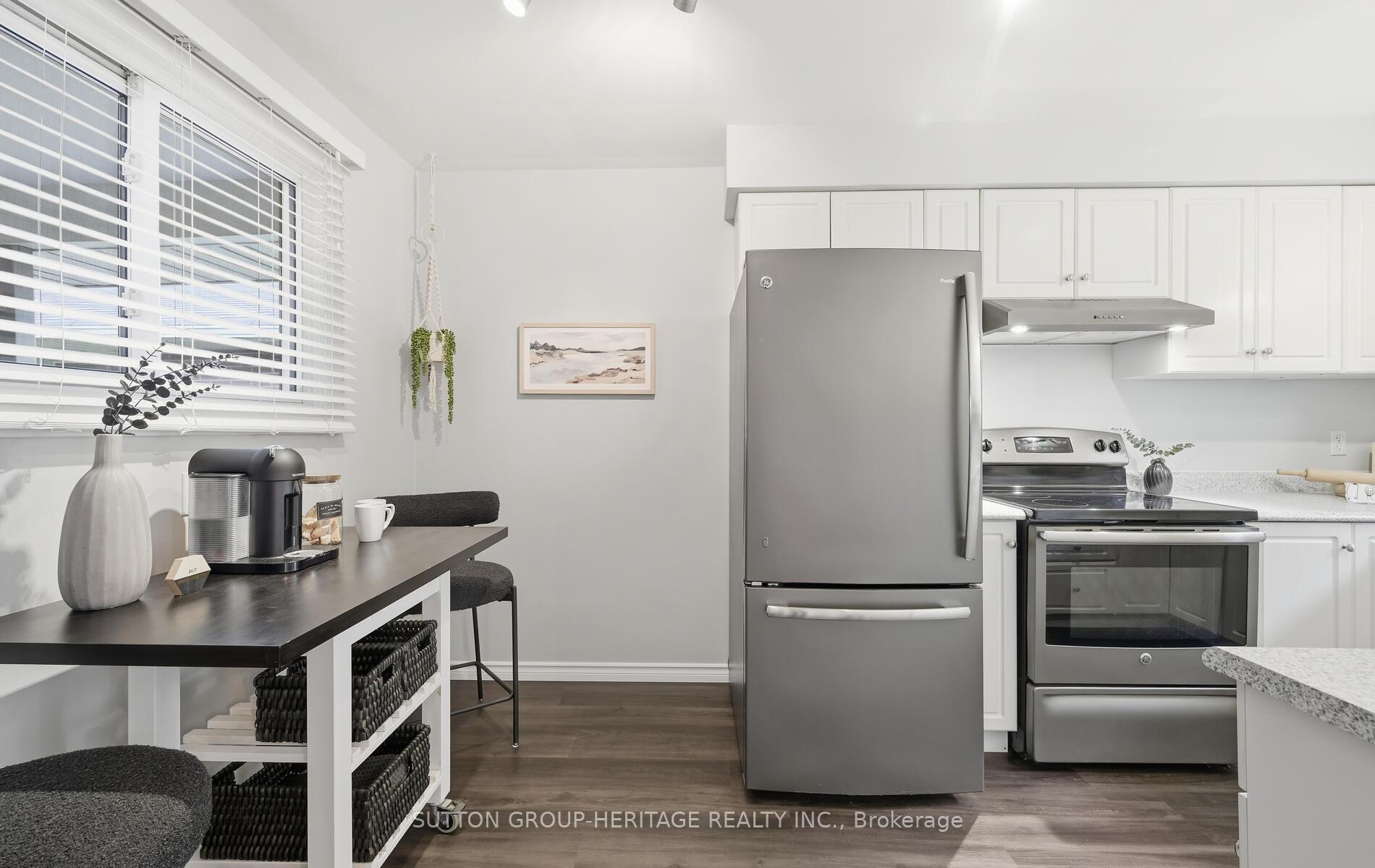 Photo 13 of 452 Elizabeth Street, Oshawa, McLaughlin — HOMEH