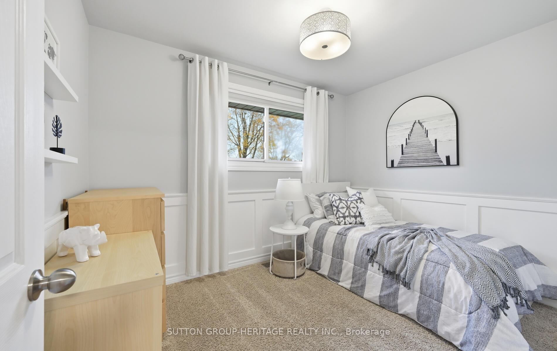 Photo 16 of 452 Elizabeth Street, Oshawa, McLaughlin — HOMEH