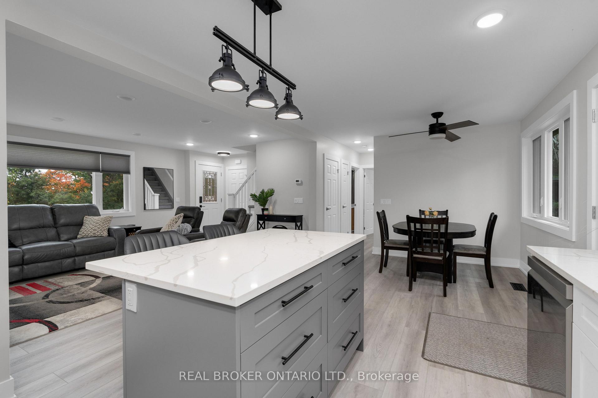 Photo 6 of 106 Brant Street, Orillia — HOMEH