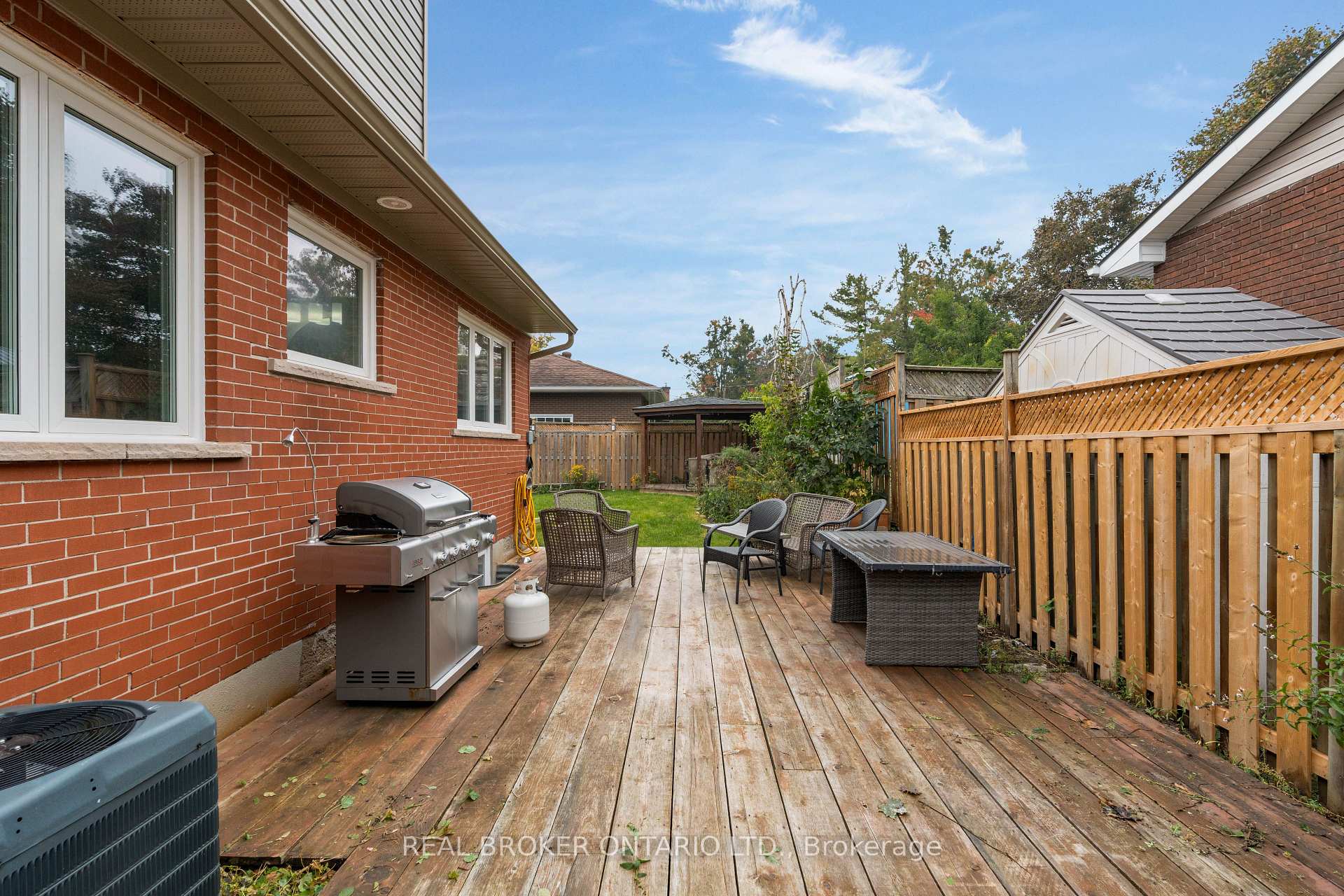 Photo 38 of 106 Brant Street, Orillia — HOMEH
