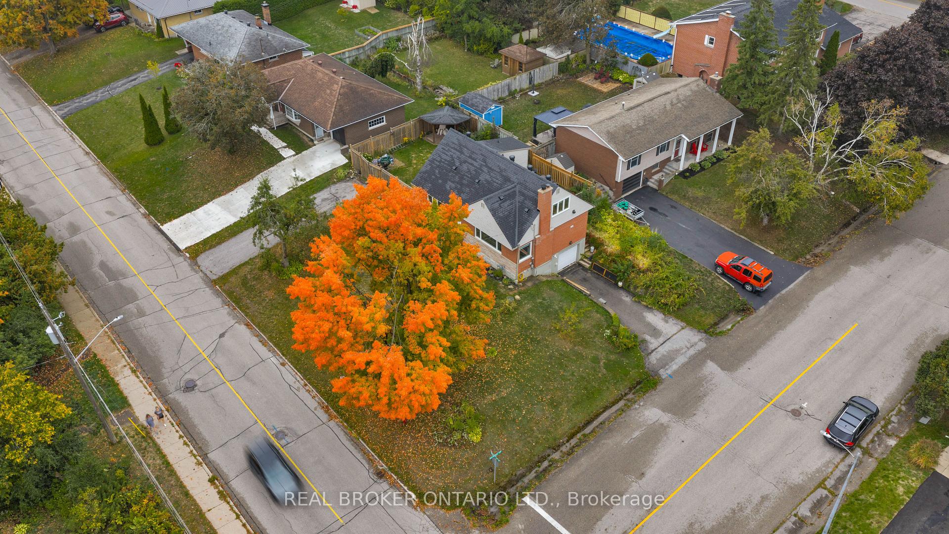 Photo 44 of 106 Brant Street, Orillia — HOMEH