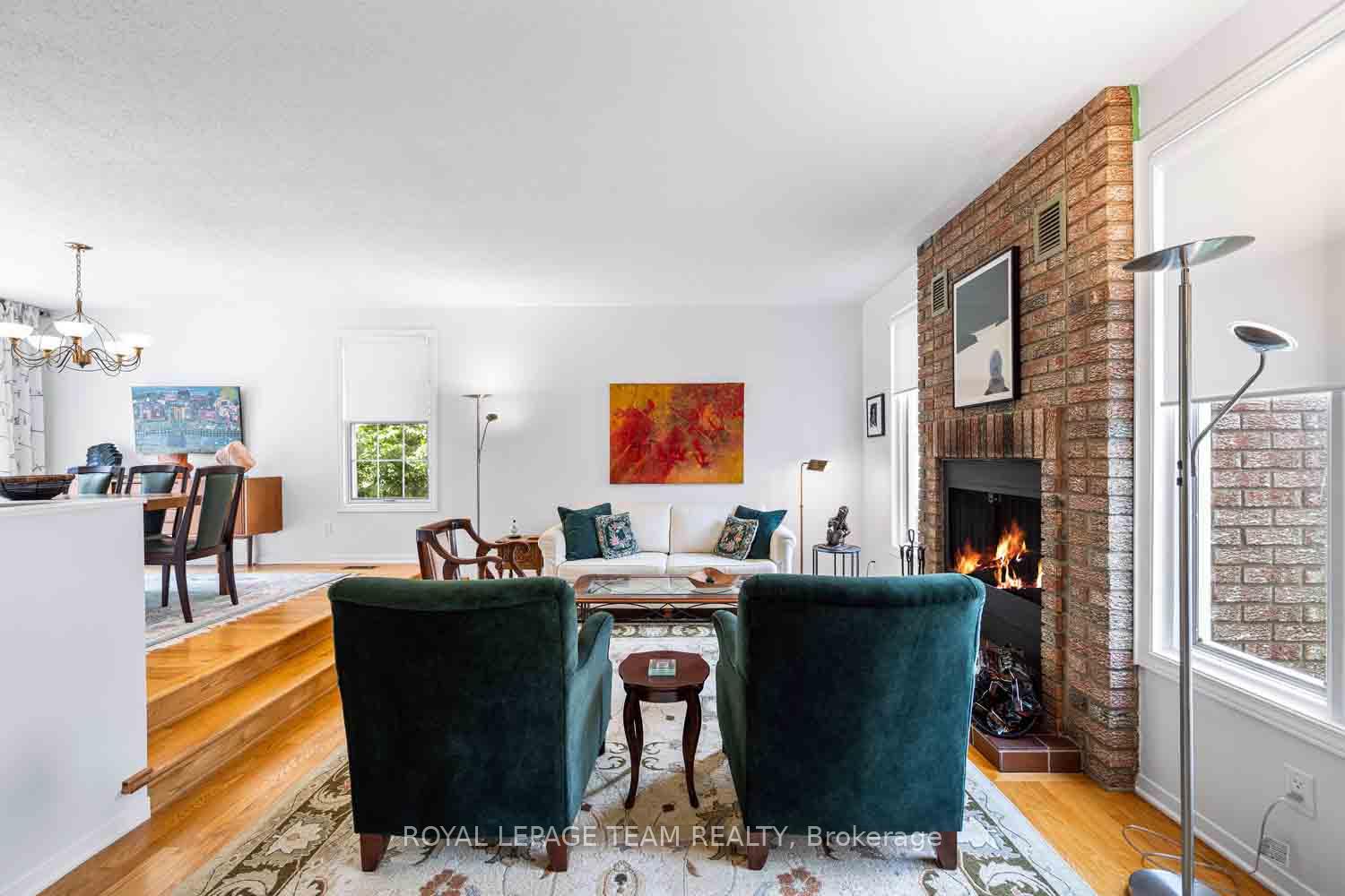 Photo 8 of 940 Beauclaire Drive, Ottawa, Orleans Wood — HOMEH