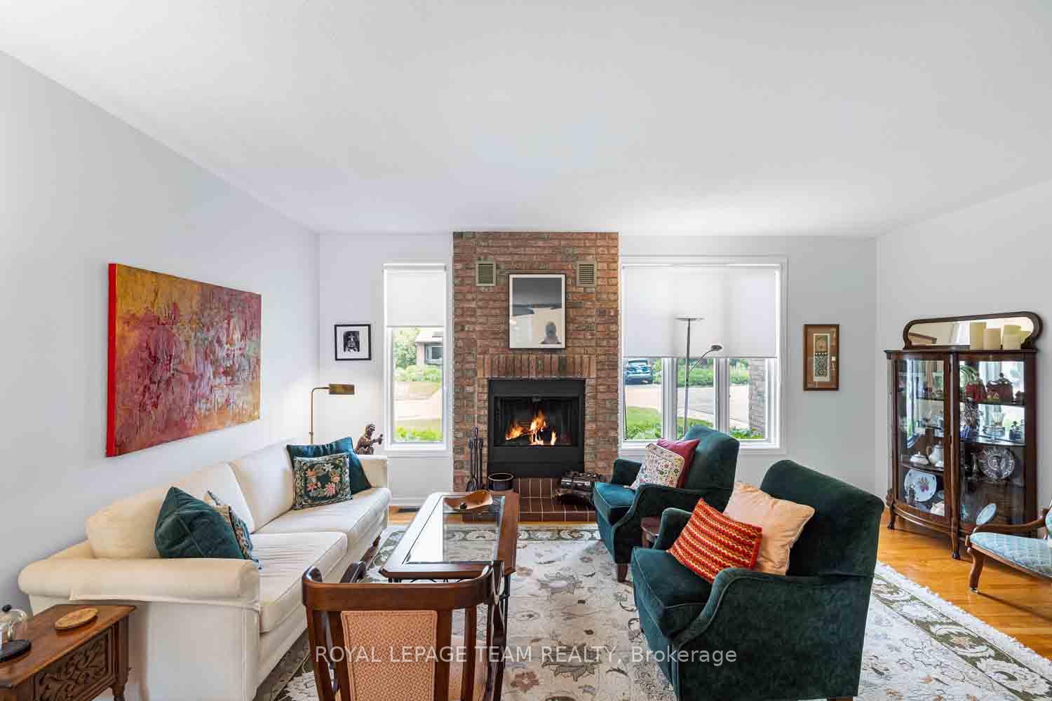 Photo 9 of 940 Beauclaire Drive, Ottawa, Orleans Wood — HOMEH