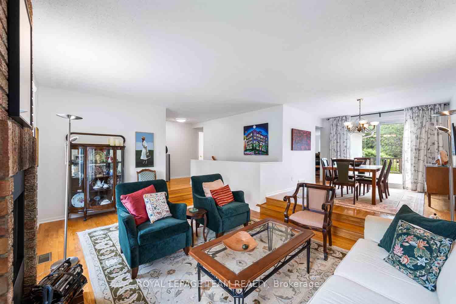 Photo 10 of 940 Beauclaire Drive, Ottawa, Orleans Wood — HOMEH