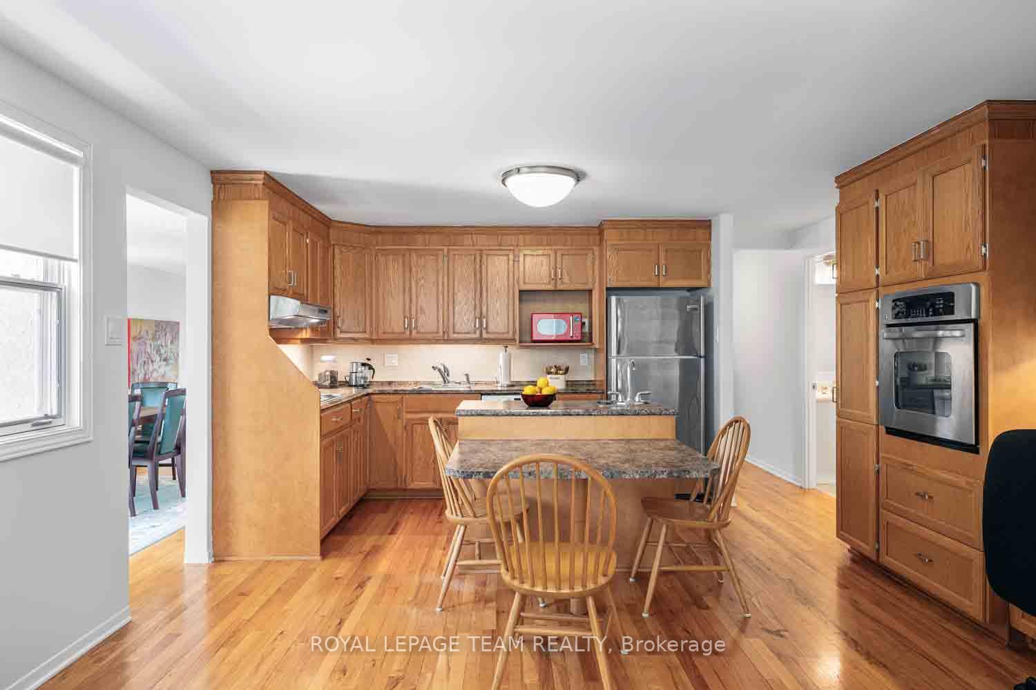 Photo 14 of 940 Beauclaire Drive, Ottawa, Orleans Wood — HOMEH