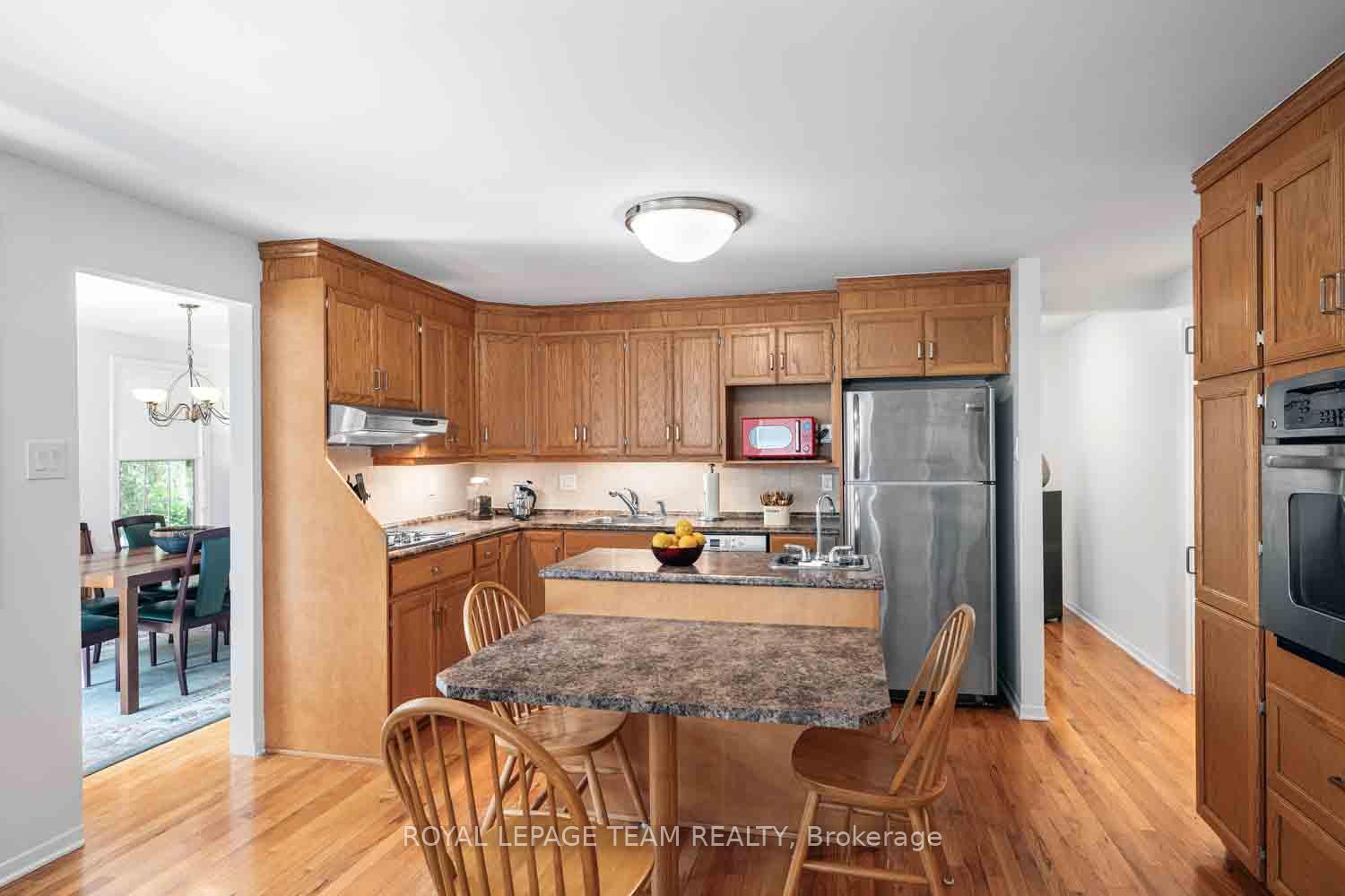 Photo 16 of 940 Beauclaire Drive, Ottawa, Orleans Wood — HOMEH
