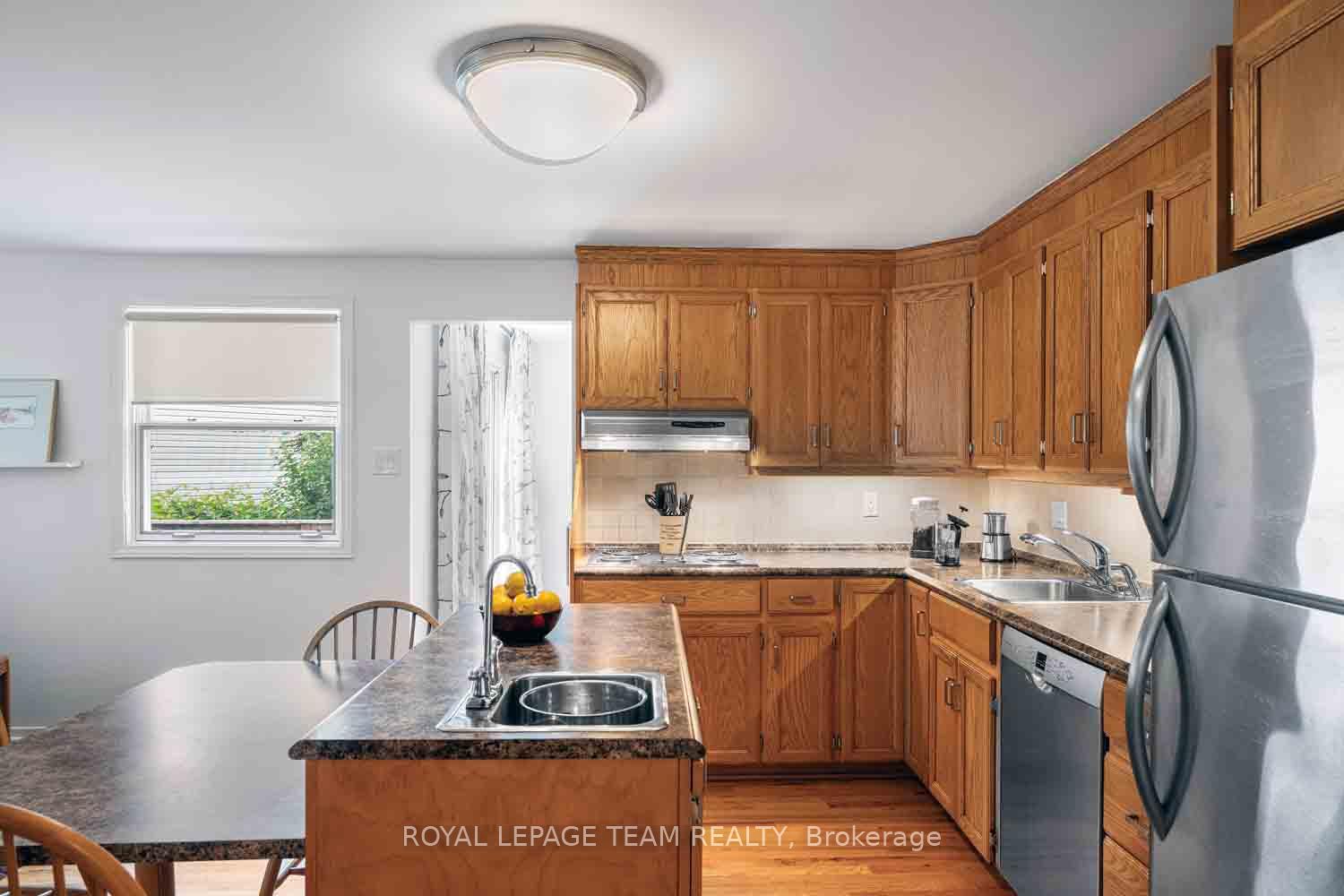 Photo 17 of 940 Beauclaire Drive, Ottawa, Orleans Wood — HOMEH