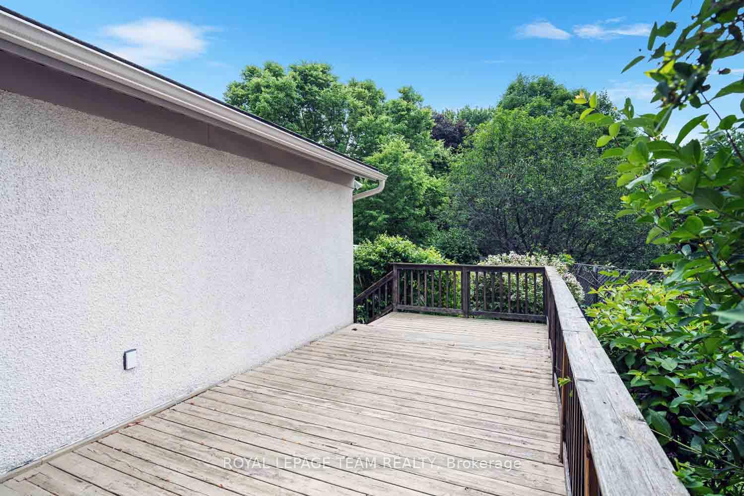 Photo 41 of 940 Beauclaire Drive, Ottawa, Orleans Wood — HOMEH